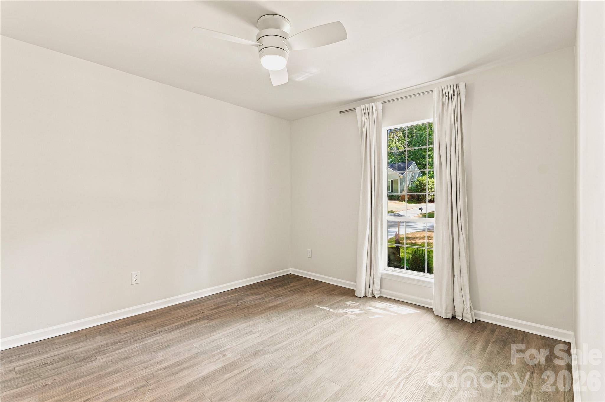 8805 Golf Ridge Drive Property Photo 23
