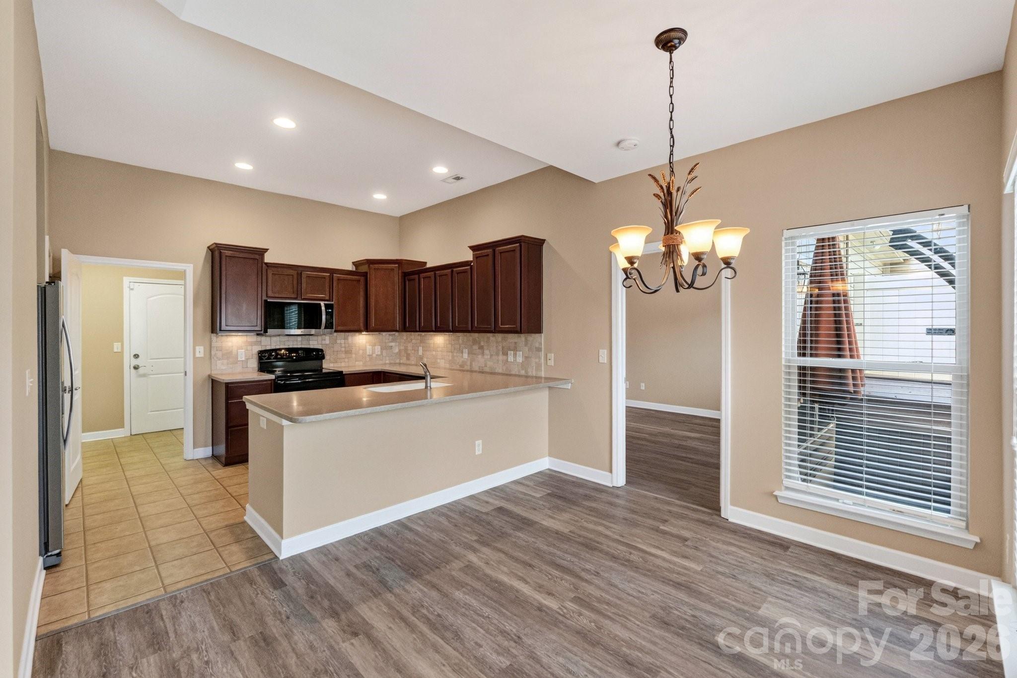 4745 Polo Gate Boulevard Property Photo 8
