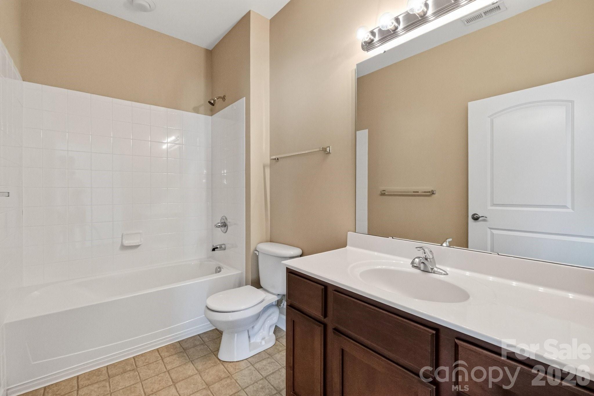 4745 Polo Gate Boulevard Property Photo 24