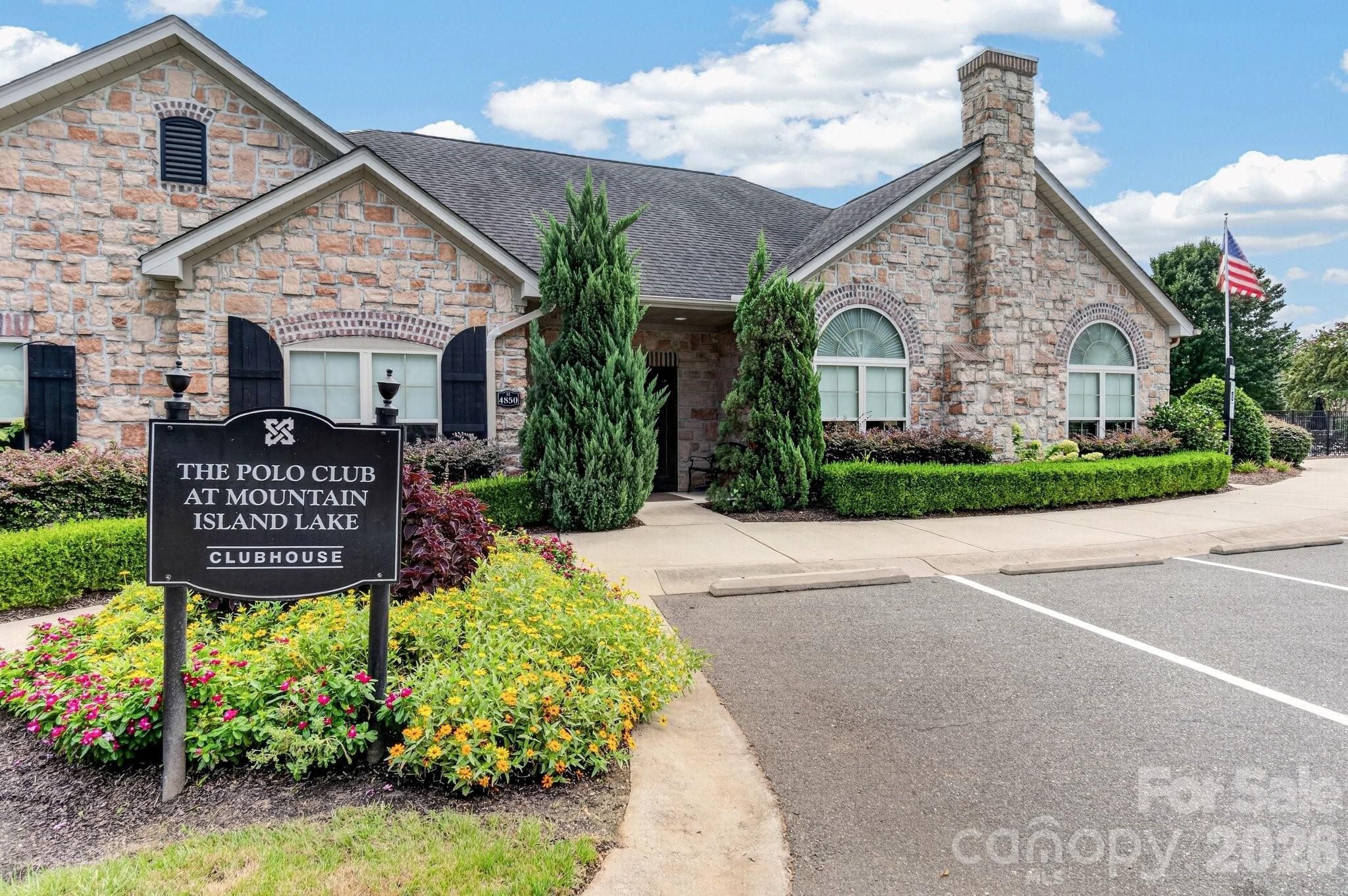 4745 Polo Gate Boulevard Property Photo 32