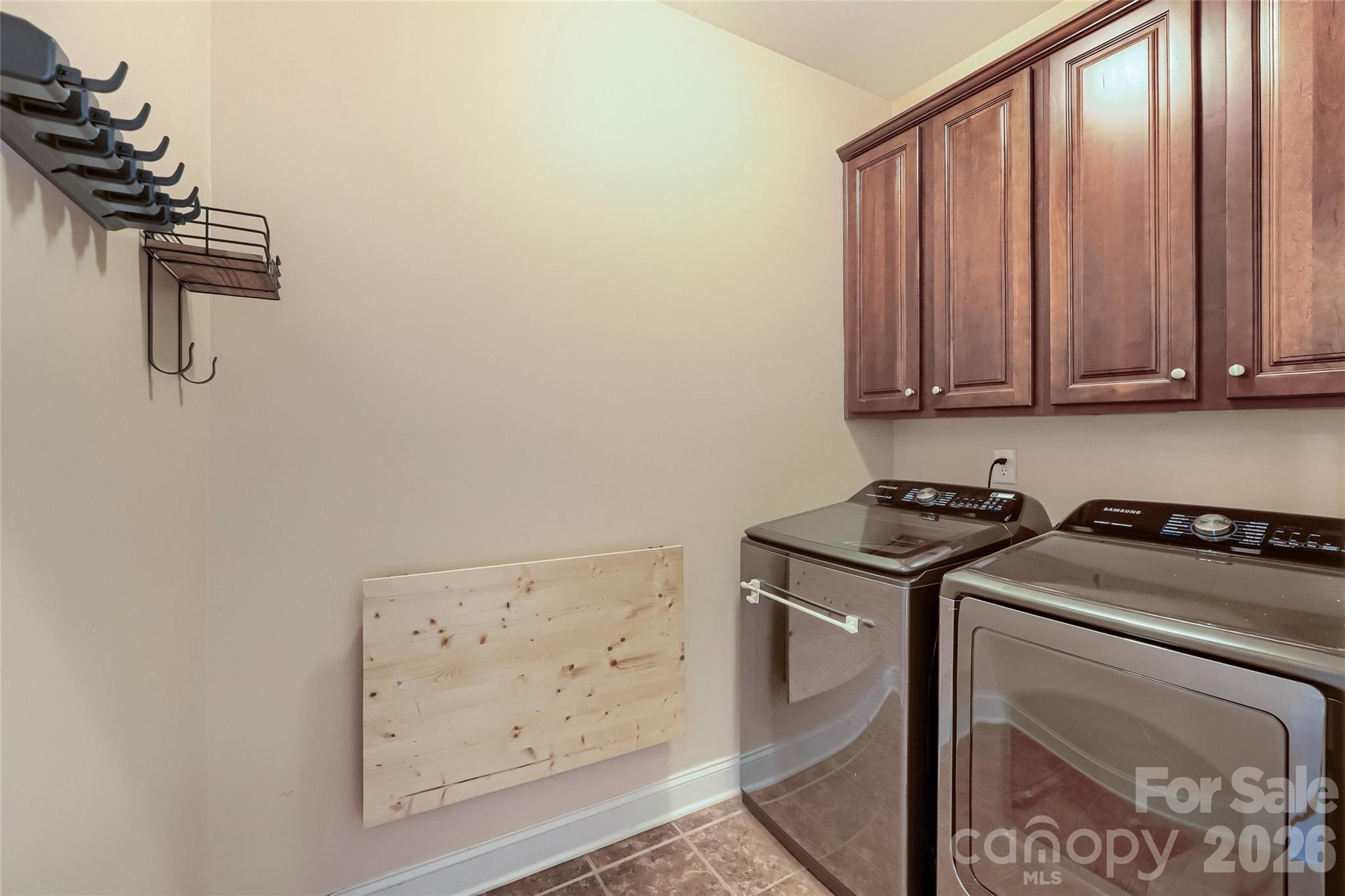 9547 Burford Lane Property Photo 19
