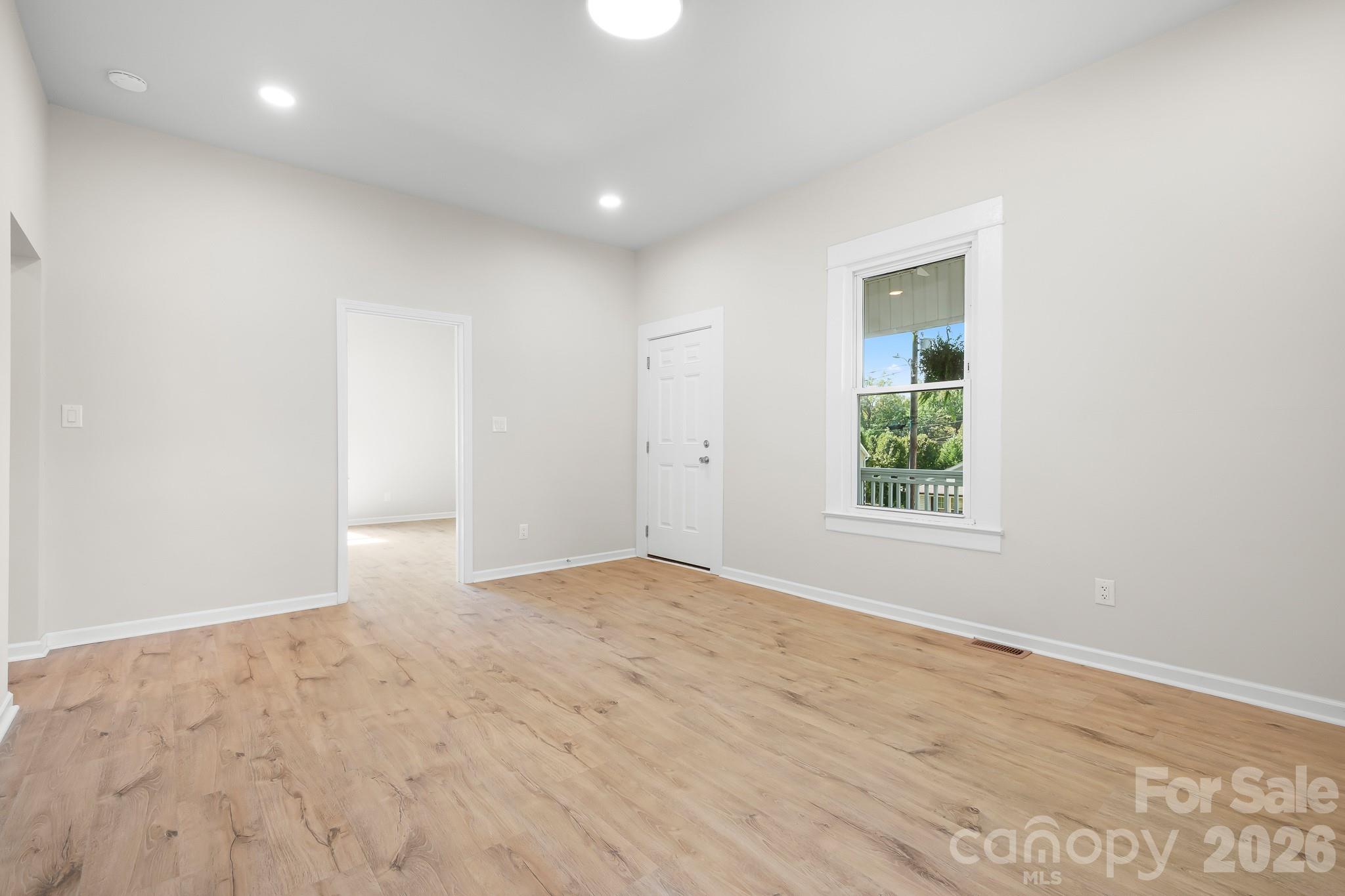 104 1st Avenue Property Photo 6