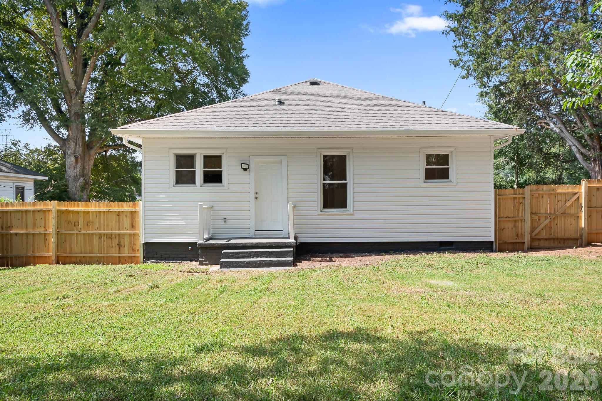 104 1st Avenue Property Photo 29