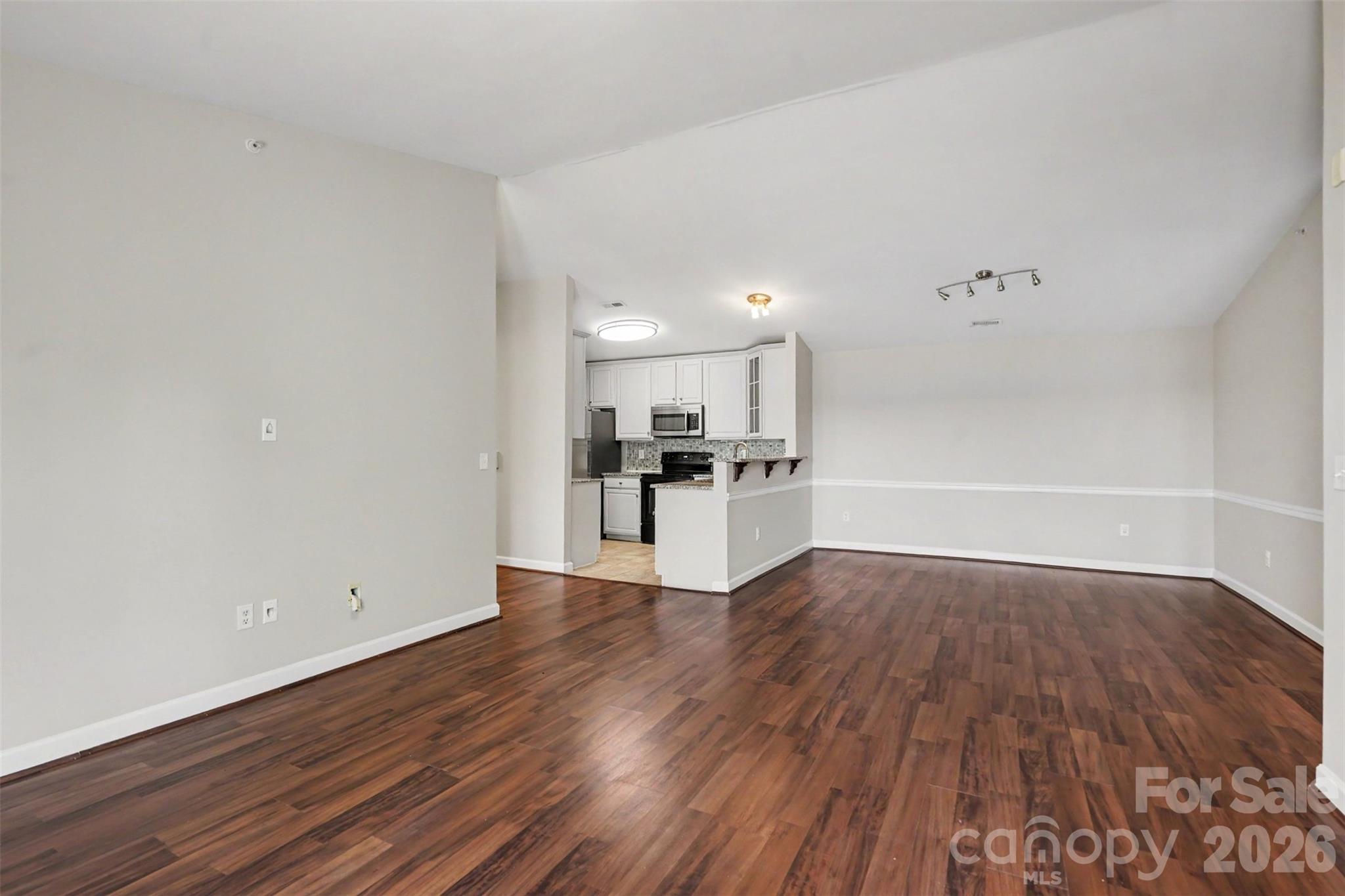 11286 Hyde Pointe Court Property Photo 7