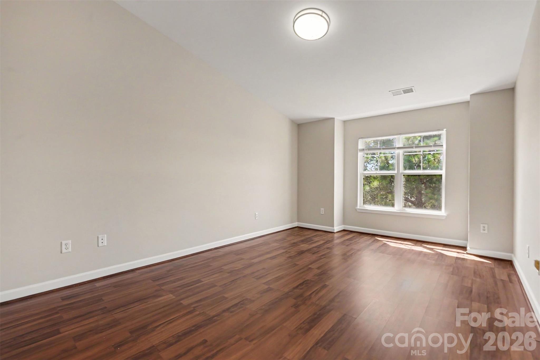 11286 Hyde Pointe Court Property Photo 13