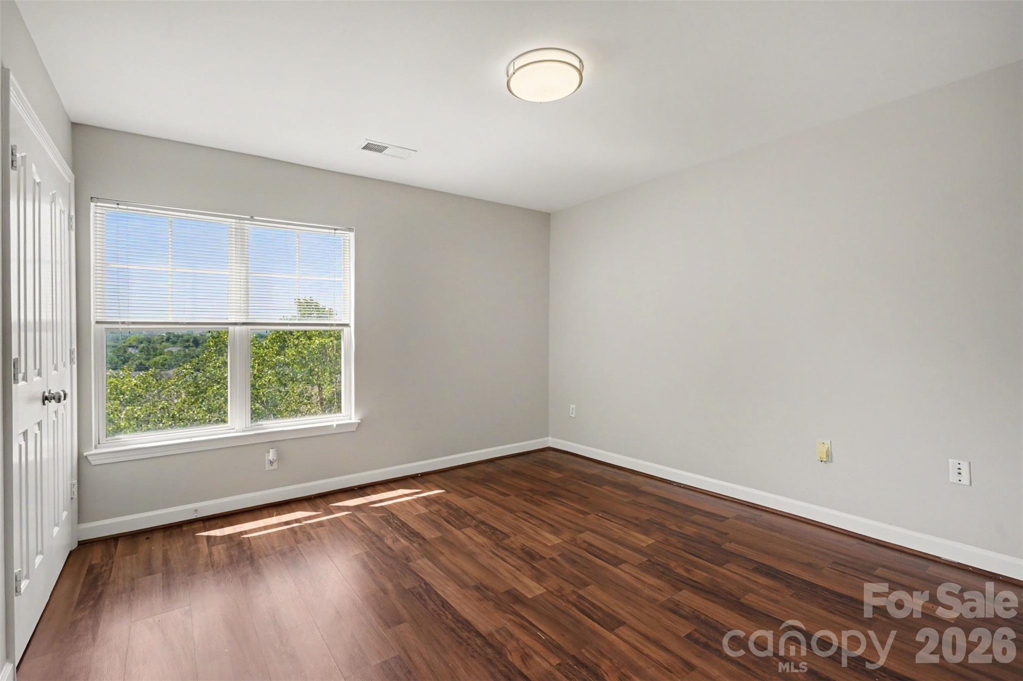 11286 Hyde Pointe Court Property Photo 17