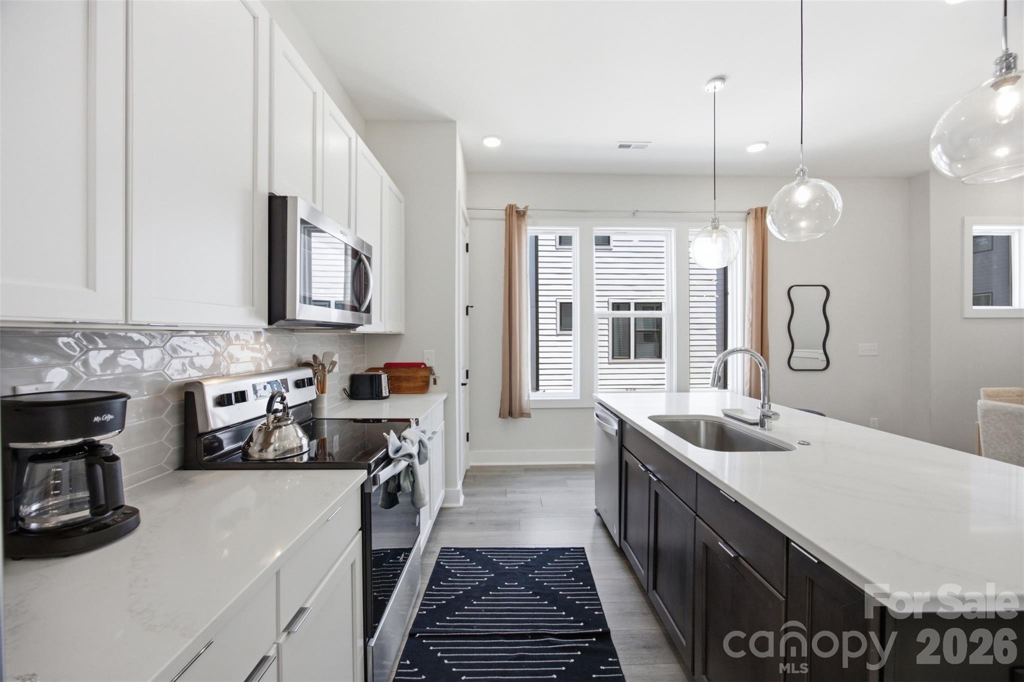 509 Strong Avenue Property Photo 15