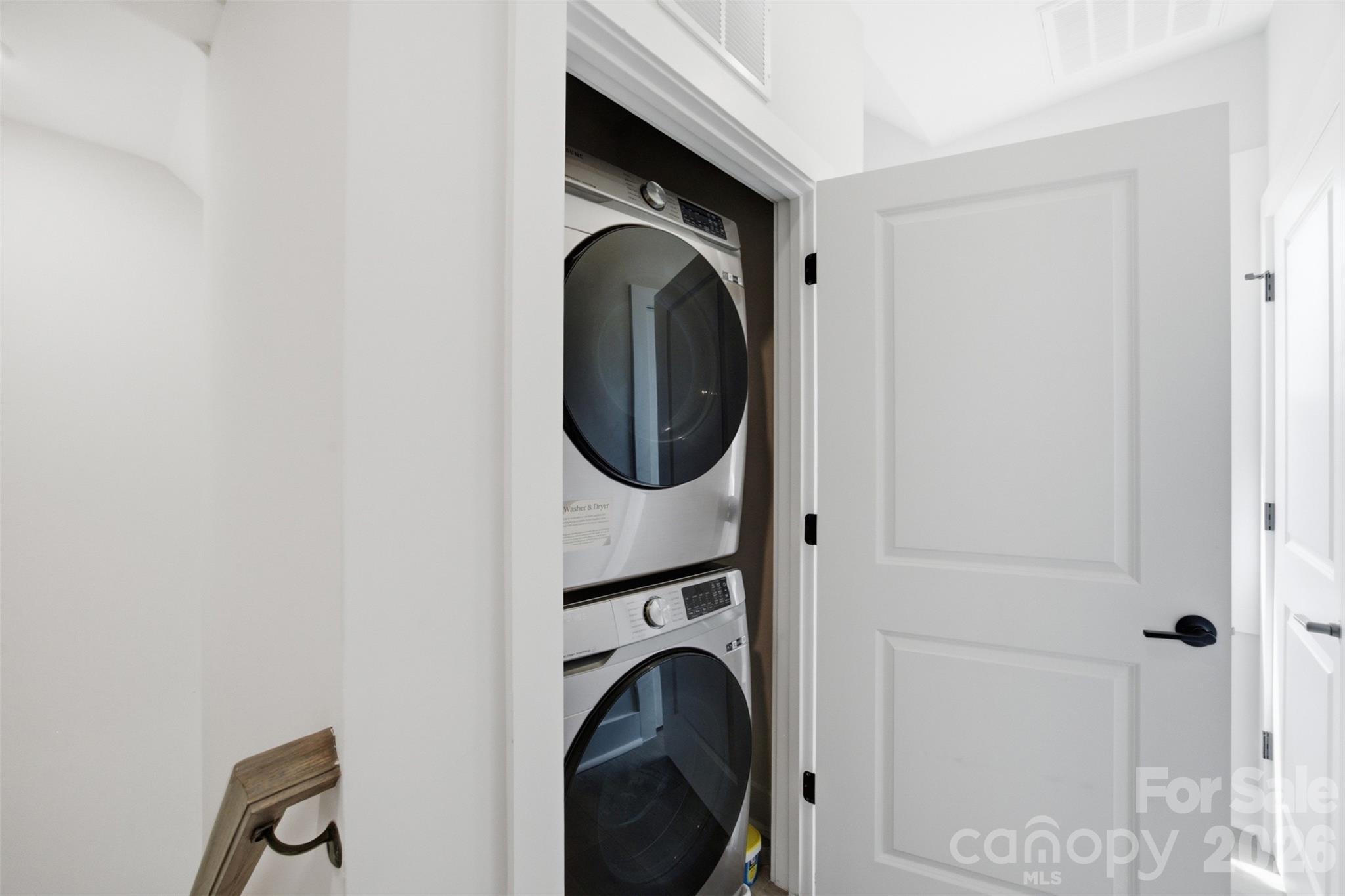 509 Strong Avenue Property Photo 44