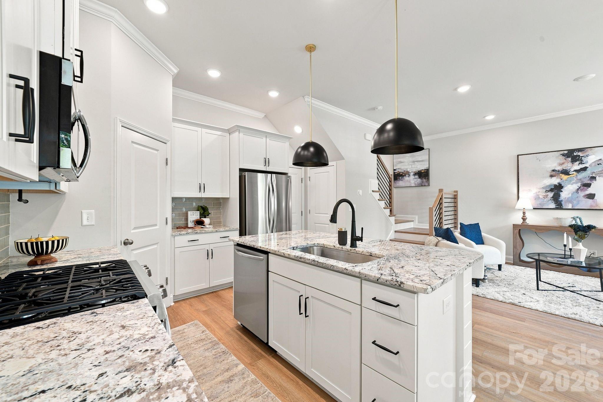 5930 Ardrey Kell Road Property Photo 8