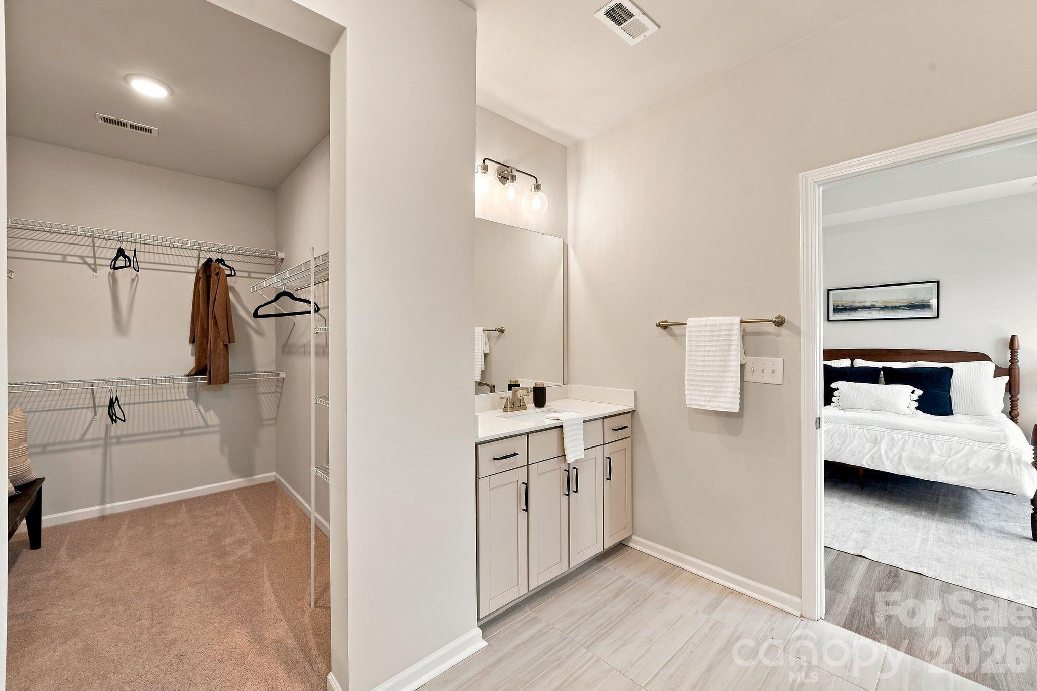 5930 Ardrey Kell Road Property Photo 25