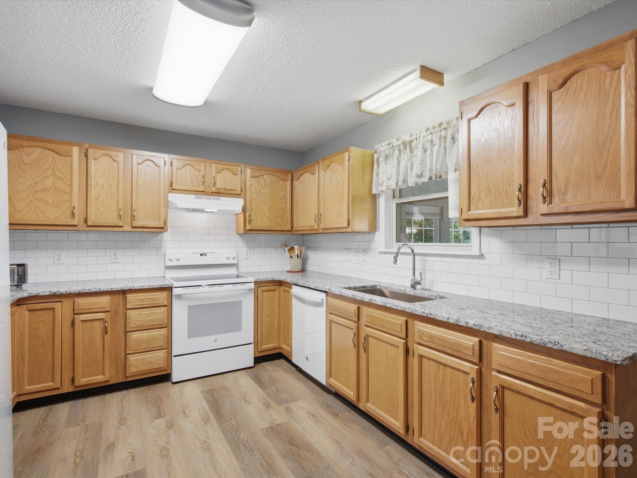 155 S Grandview Road Property Photo 14
