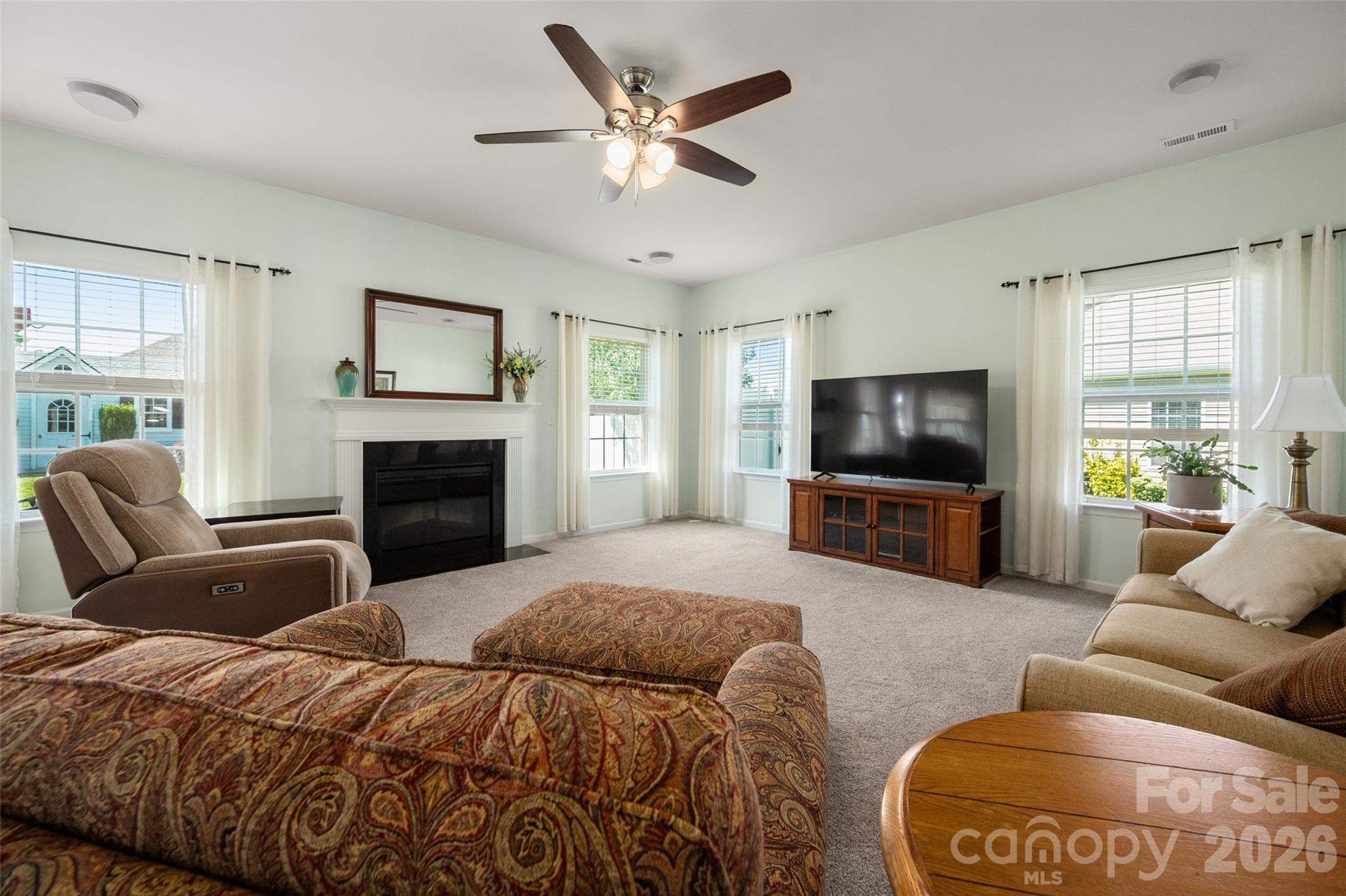 5335 Hackberry Lane Property Photo 13