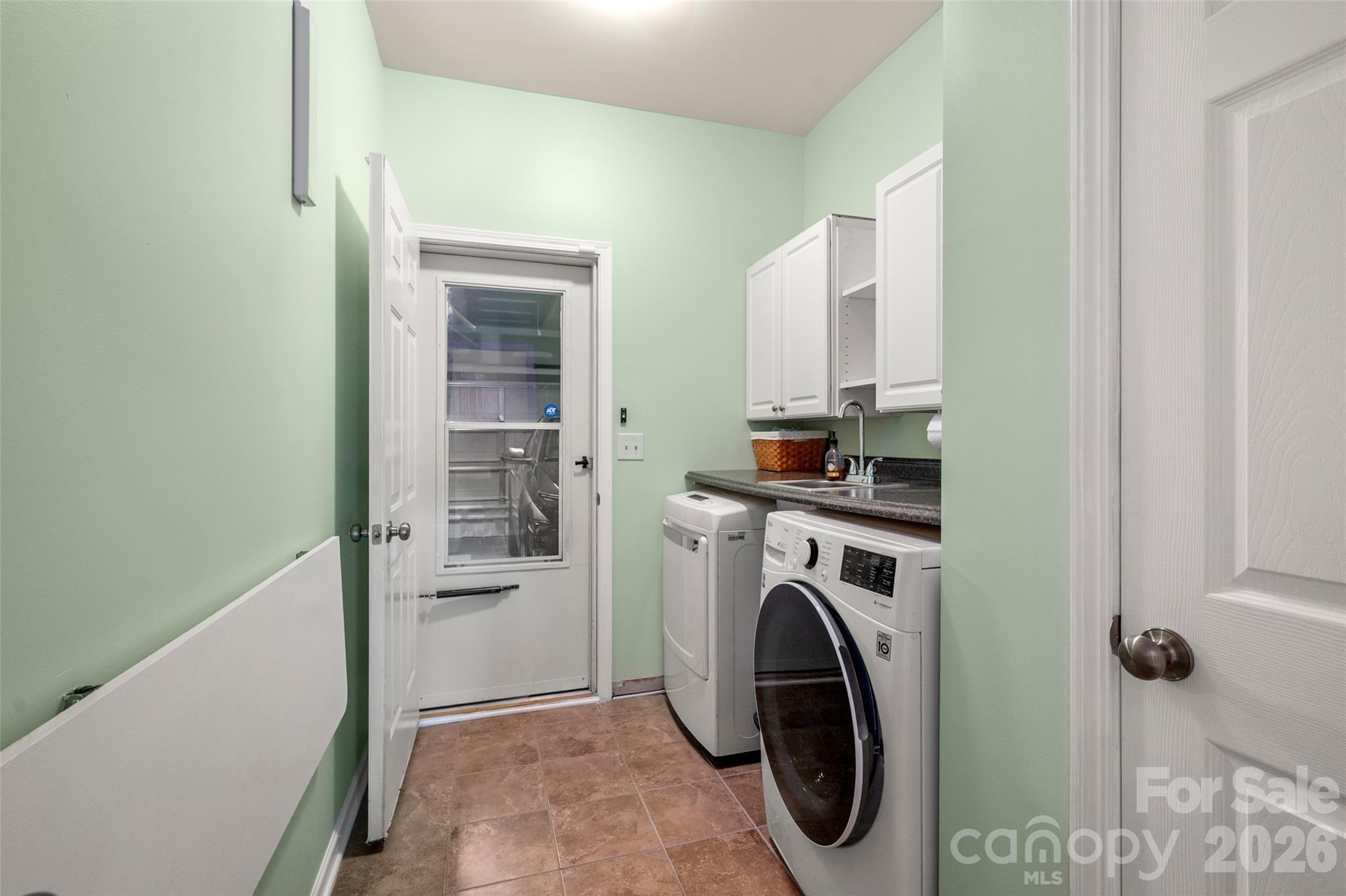 5335 Hackberry Lane Property Photo 25