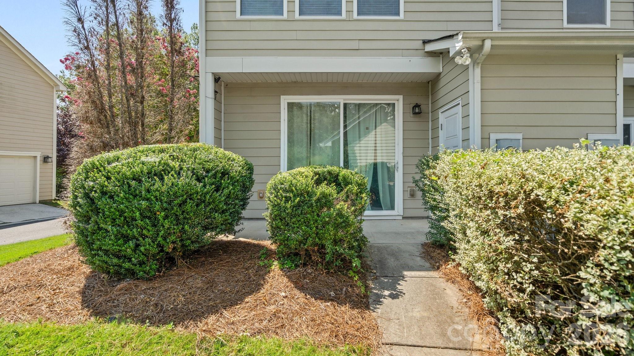 3134 Bending Birch Place Property Photo 3