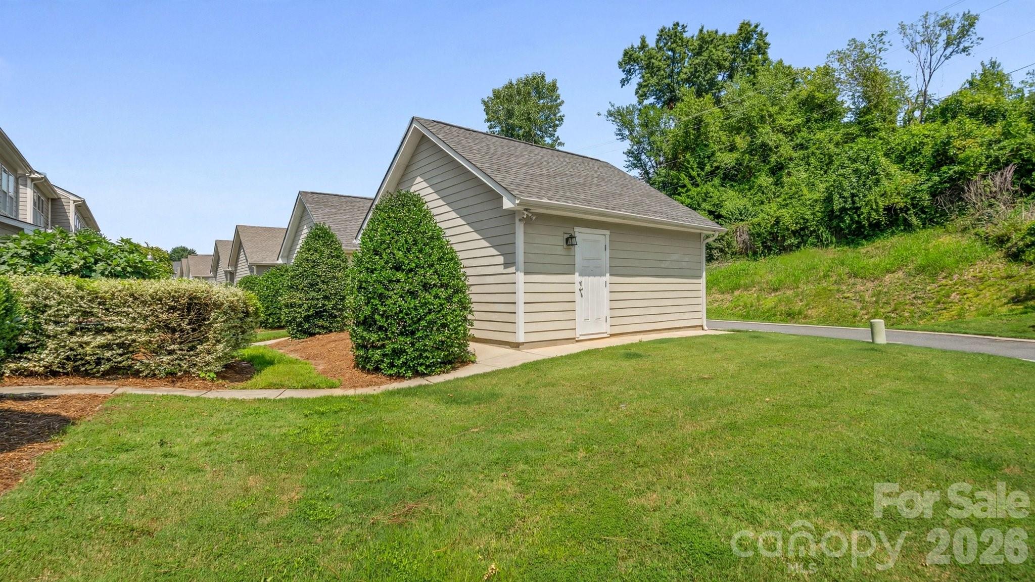 3134 Bending Birch Place Property Photo 25