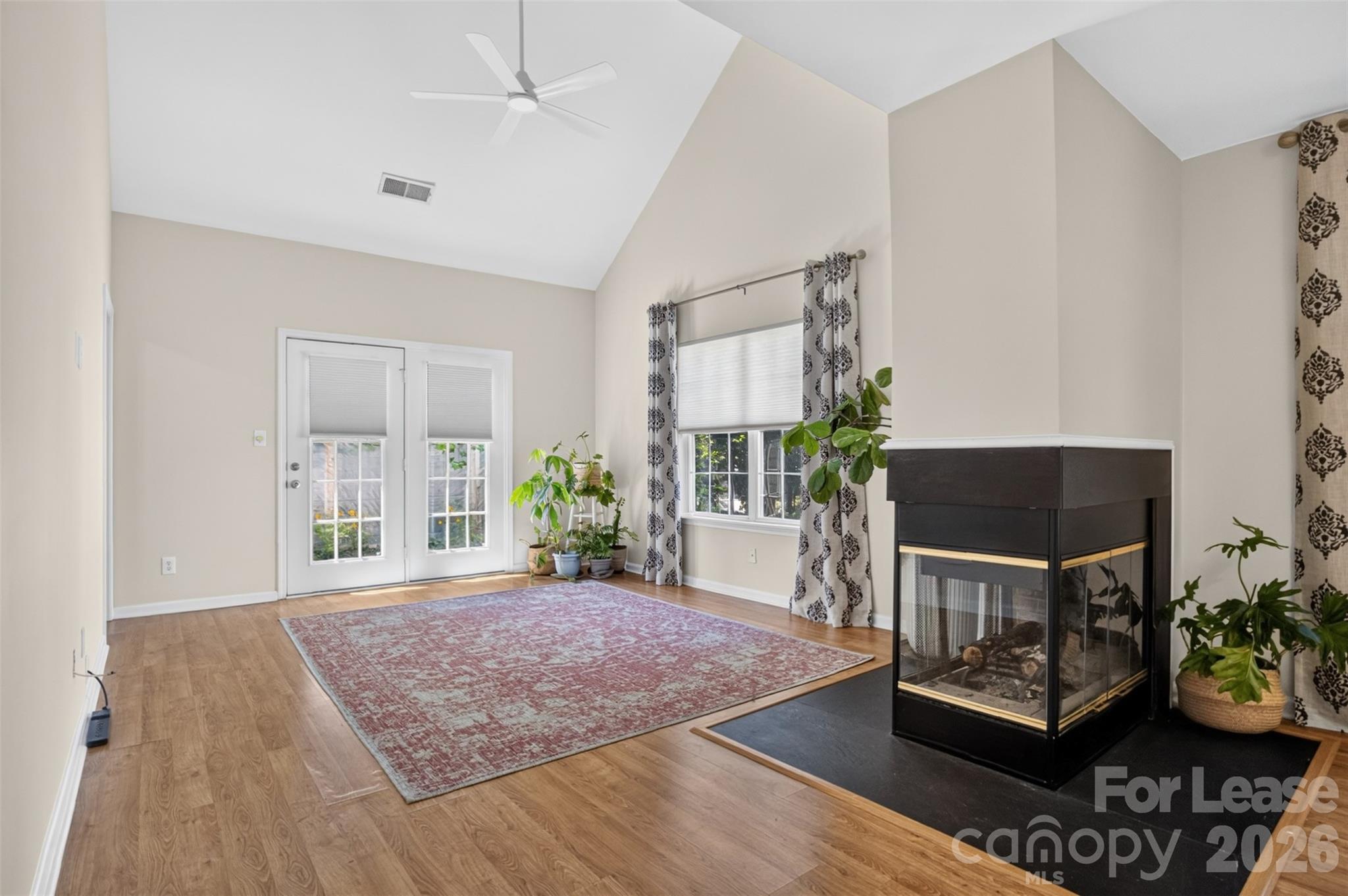 9020 Roseton Lane Property Photo 6
