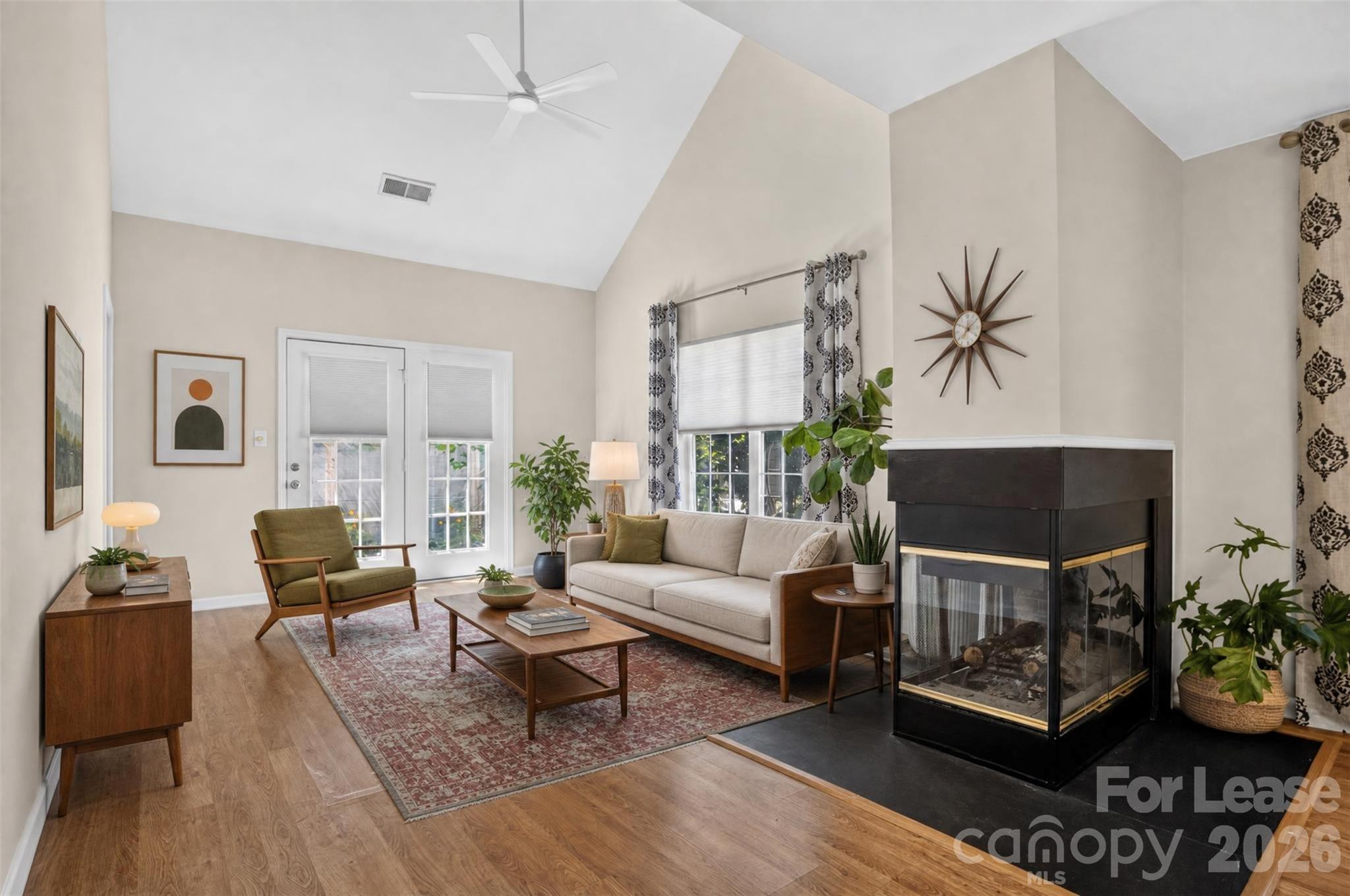 9020 Roseton Lane Property Photo 7