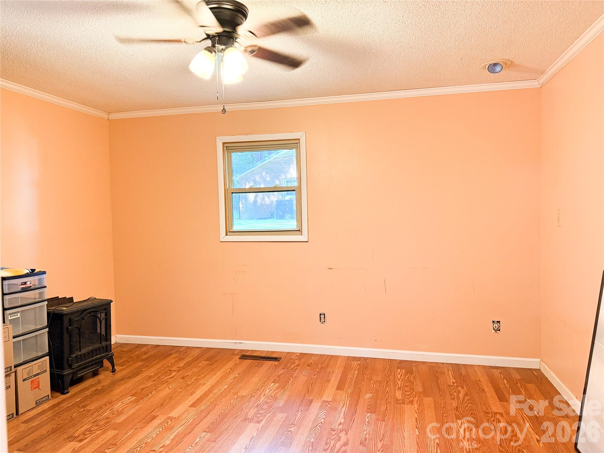 301 Starmount Drive Property Photo 9