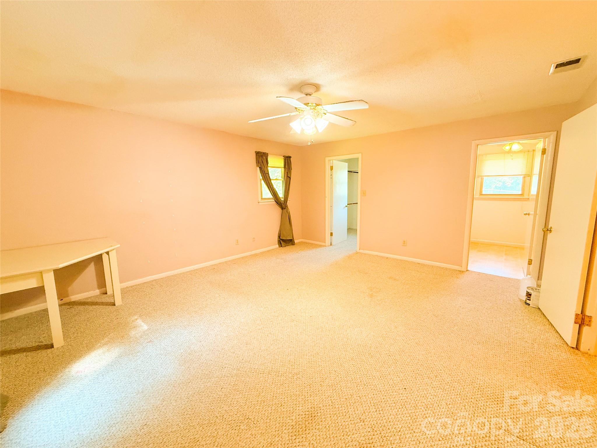 301 Starmount Drive Property Photo 16