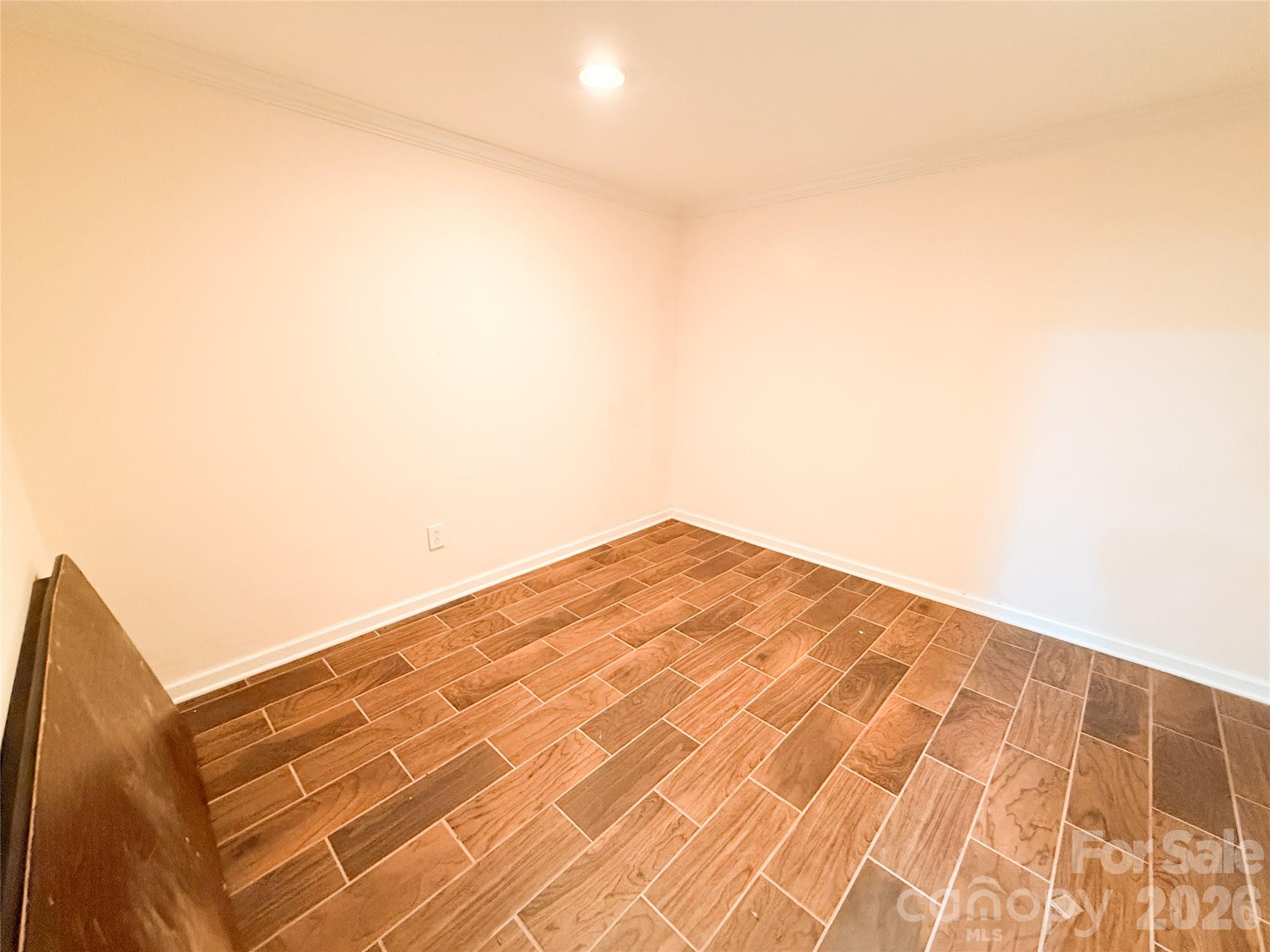 301 Starmount Drive Property Photo 35