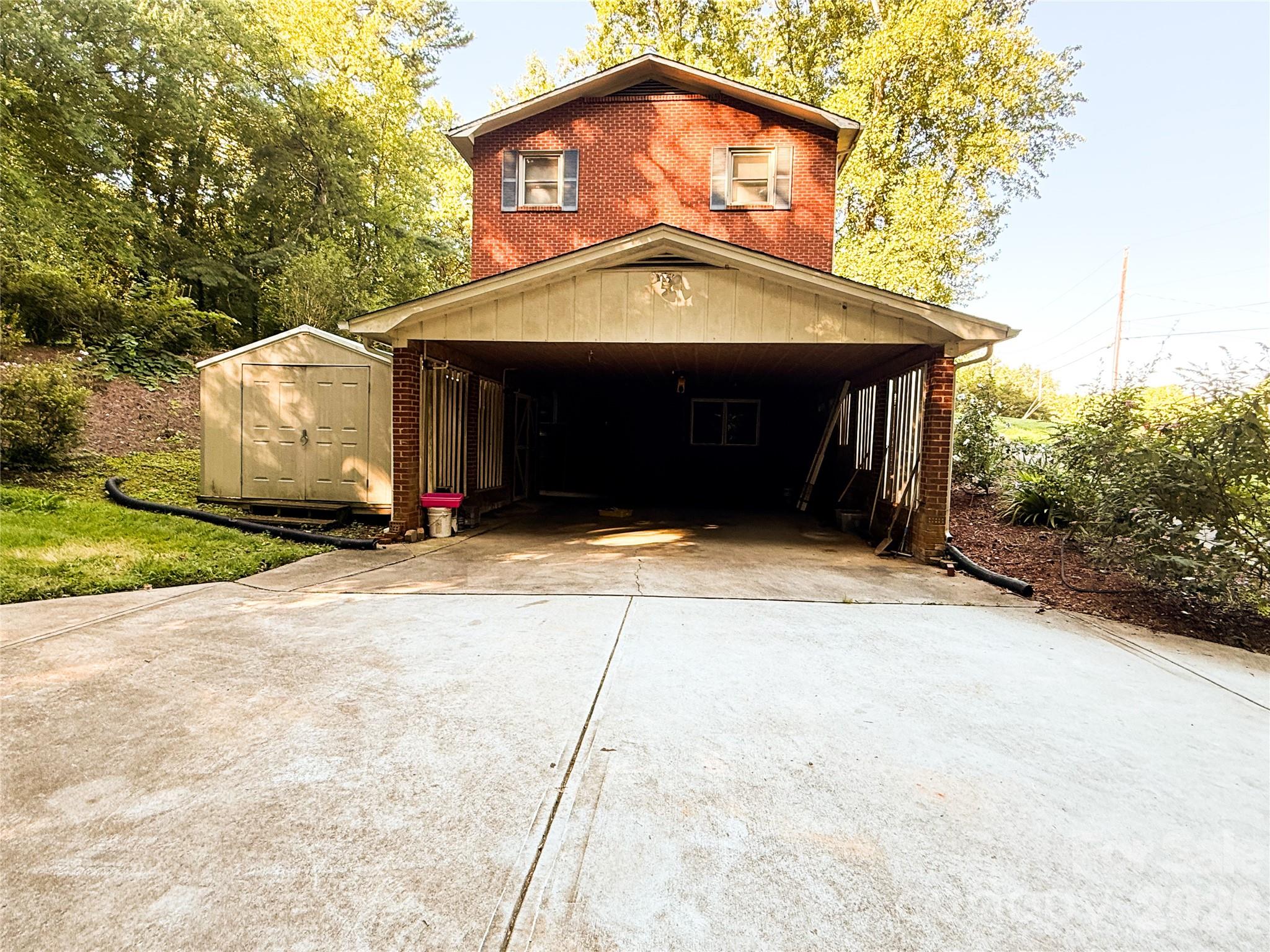301 Starmount Drive Property Photo 39