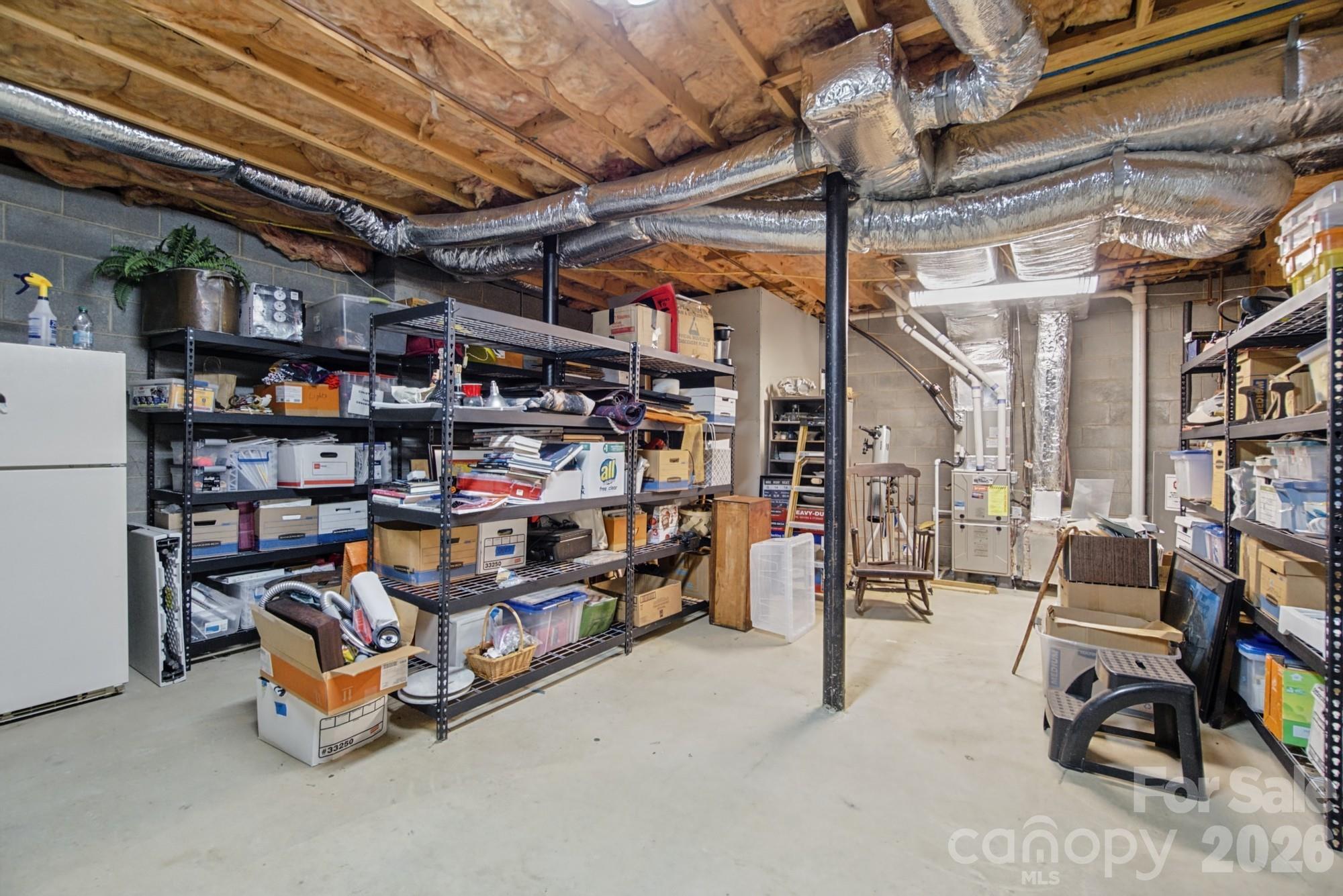 1 Locust Avenue Property Photo 34