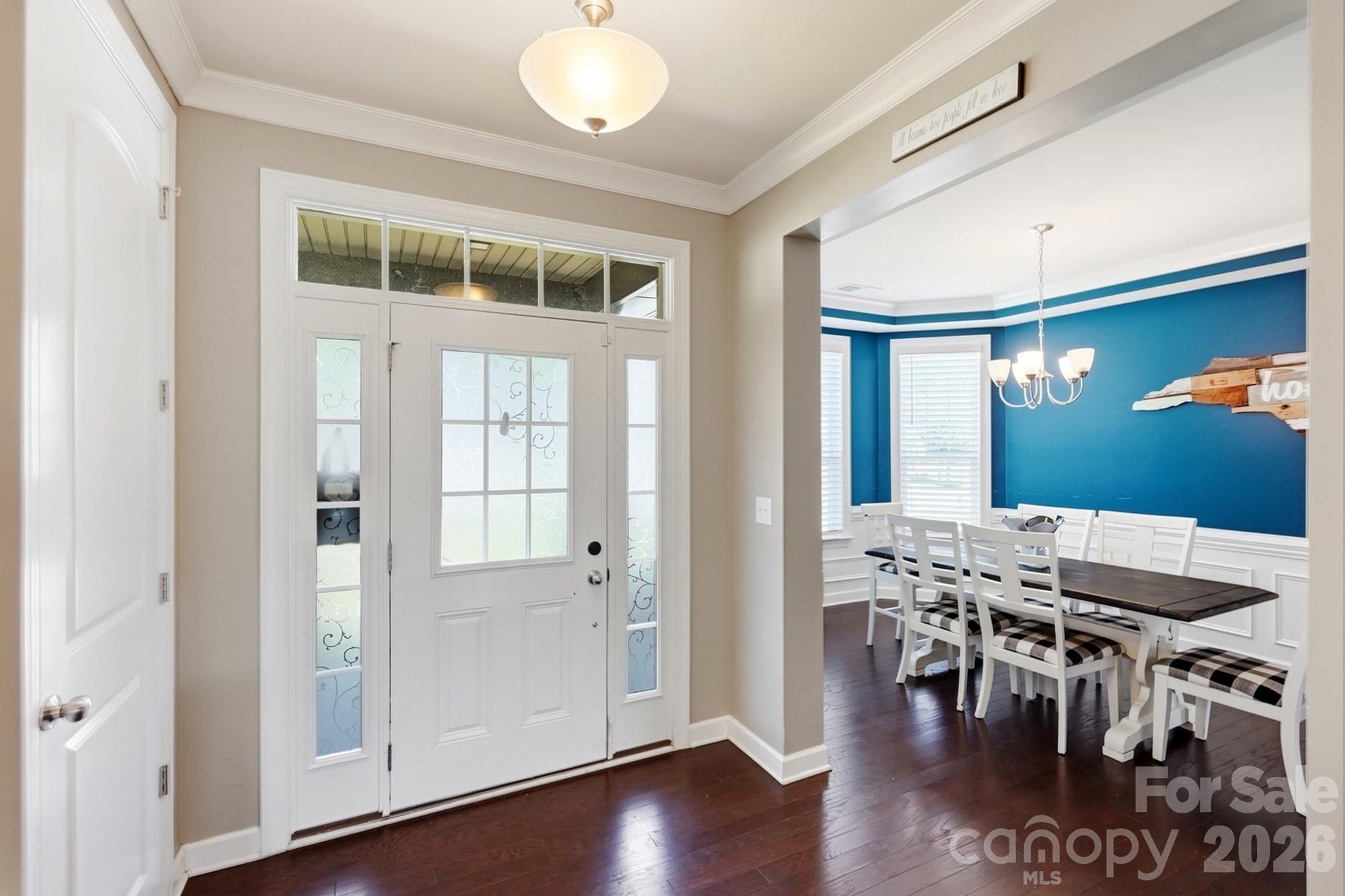 10125 Castlebrooke Drive Property Photo 4