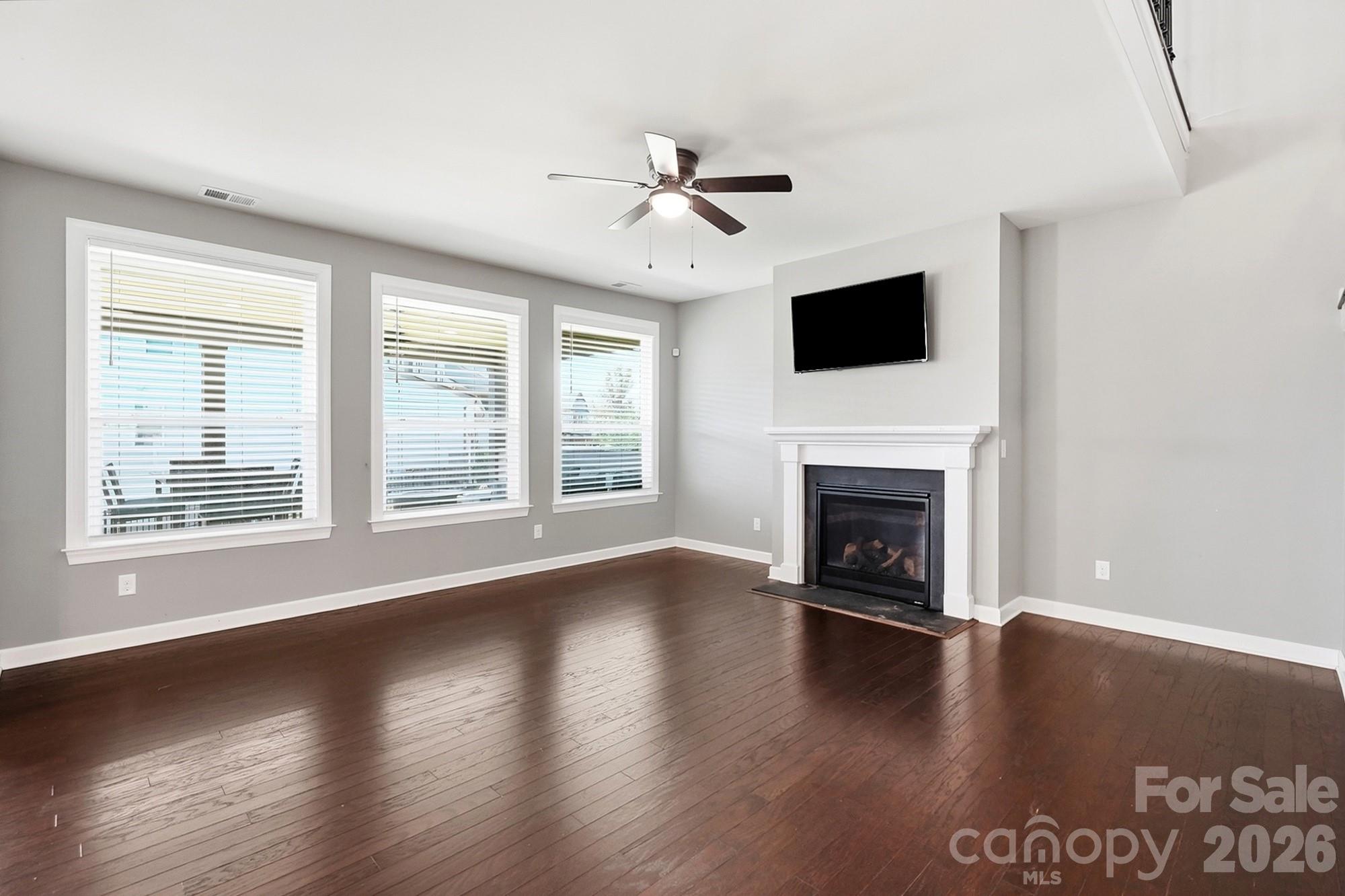 10125 Castlebrooke Drive Property Photo 9