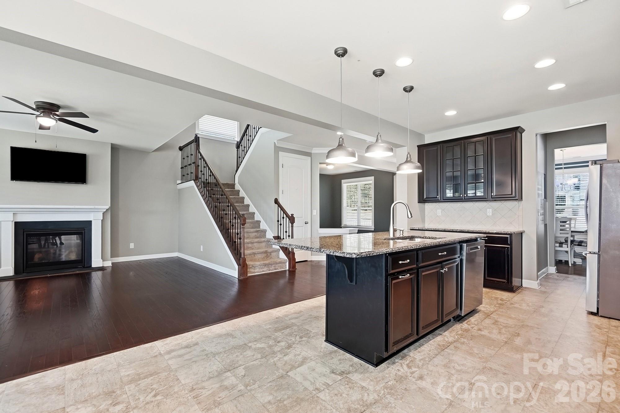 10125 Castlebrooke Drive Property Photo 14