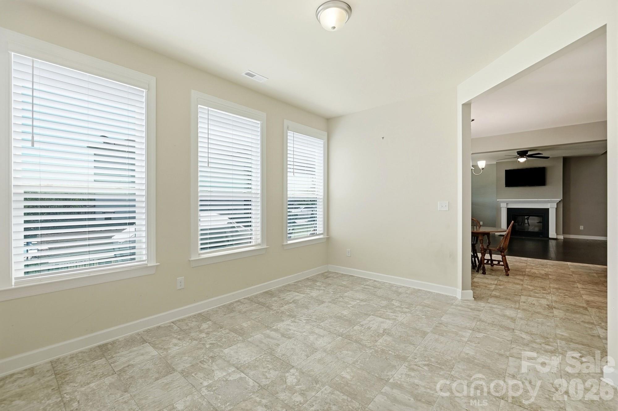 10125 Castlebrooke Drive Property Photo 18