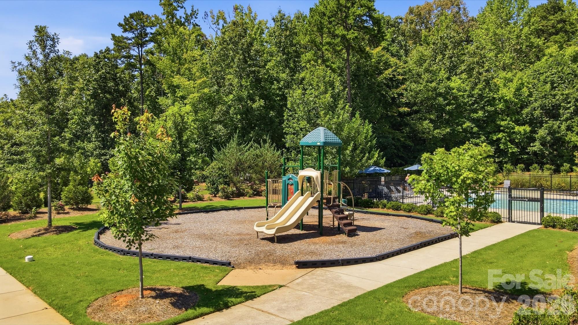 10125 Castlebrooke Drive Property Photo 48