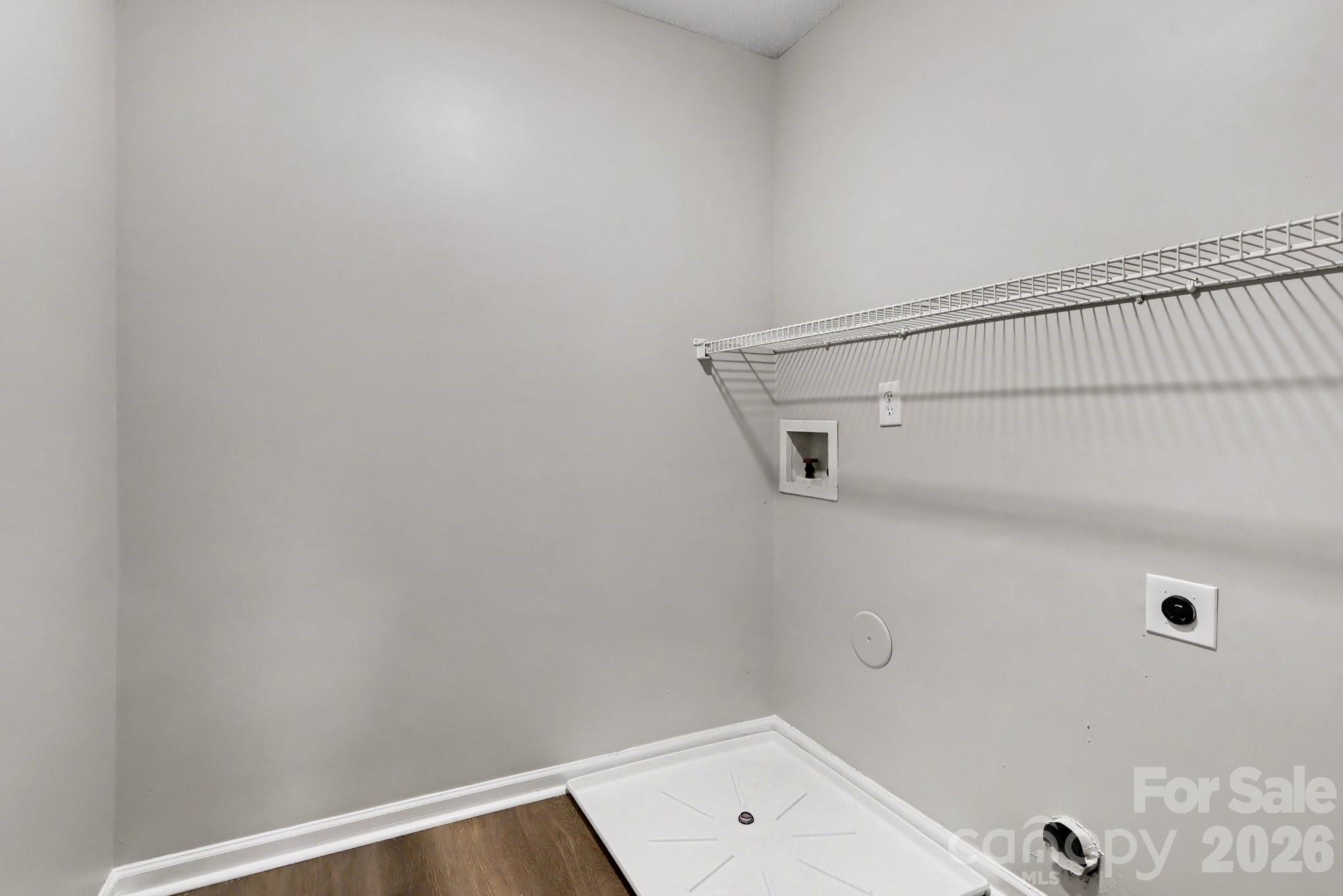 4022 Houldsworth Drive Property Photo 25