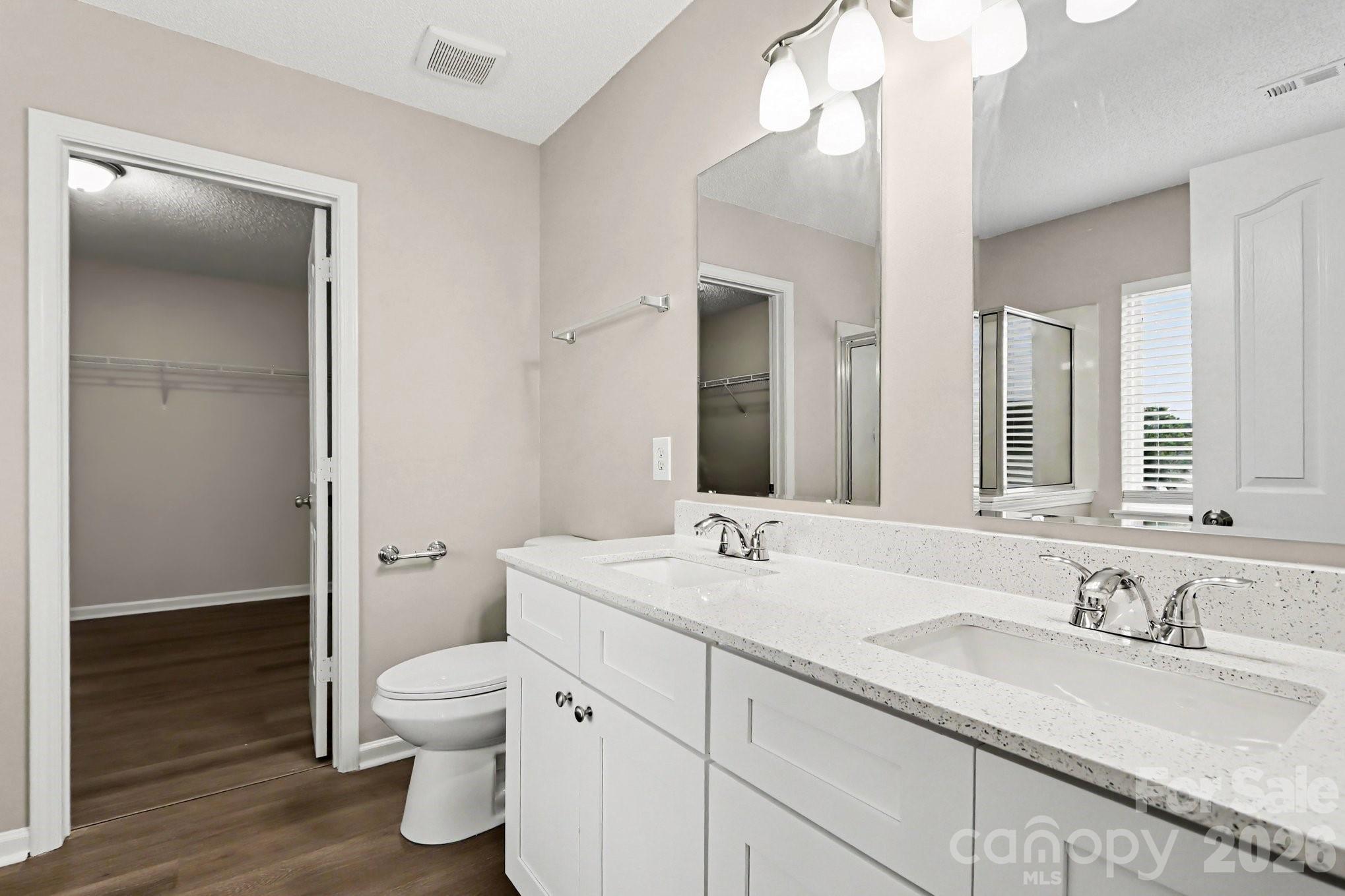 4022 Houldsworth Drive Property Photo 29