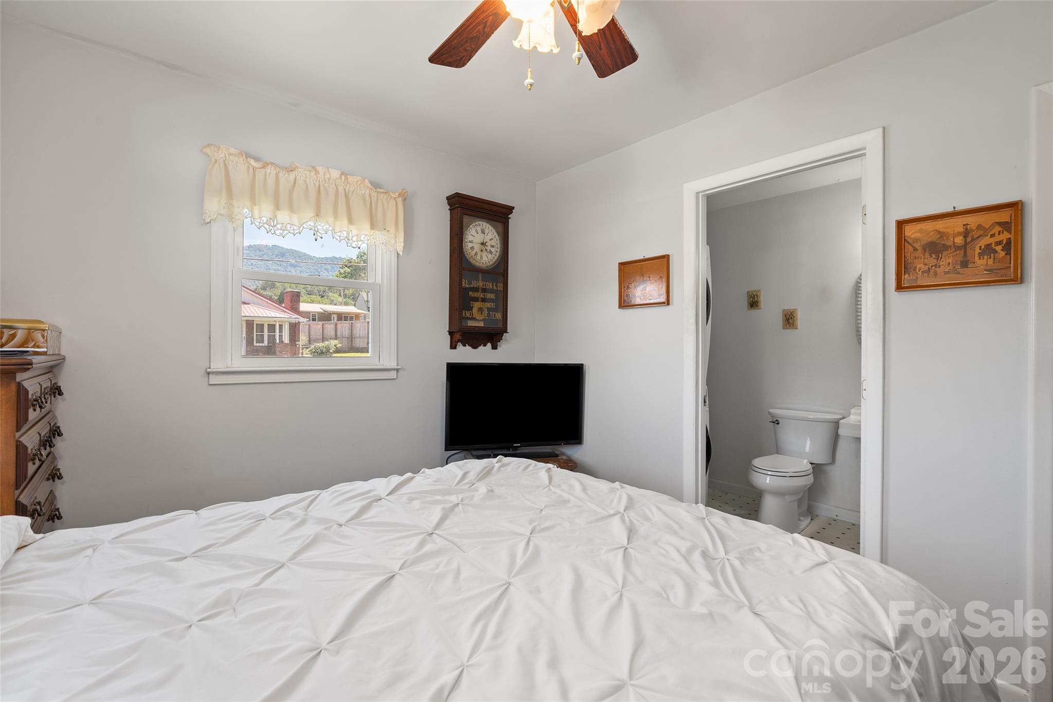 354 Oakdale Road Property Photo 18