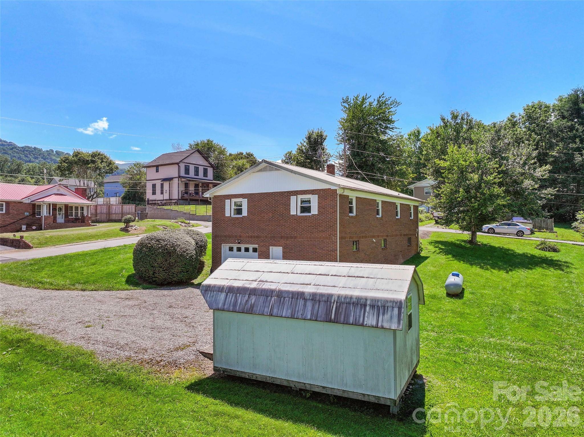 354 Oakdale Road Property Photo 29