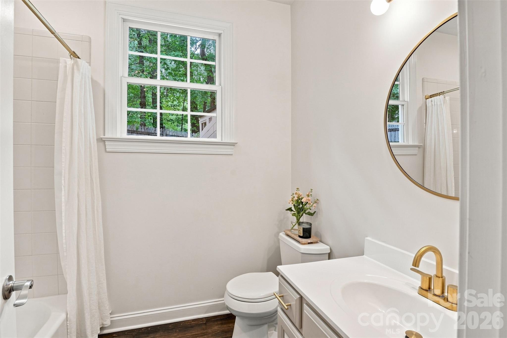 9434 Valley Road Property Photo 17