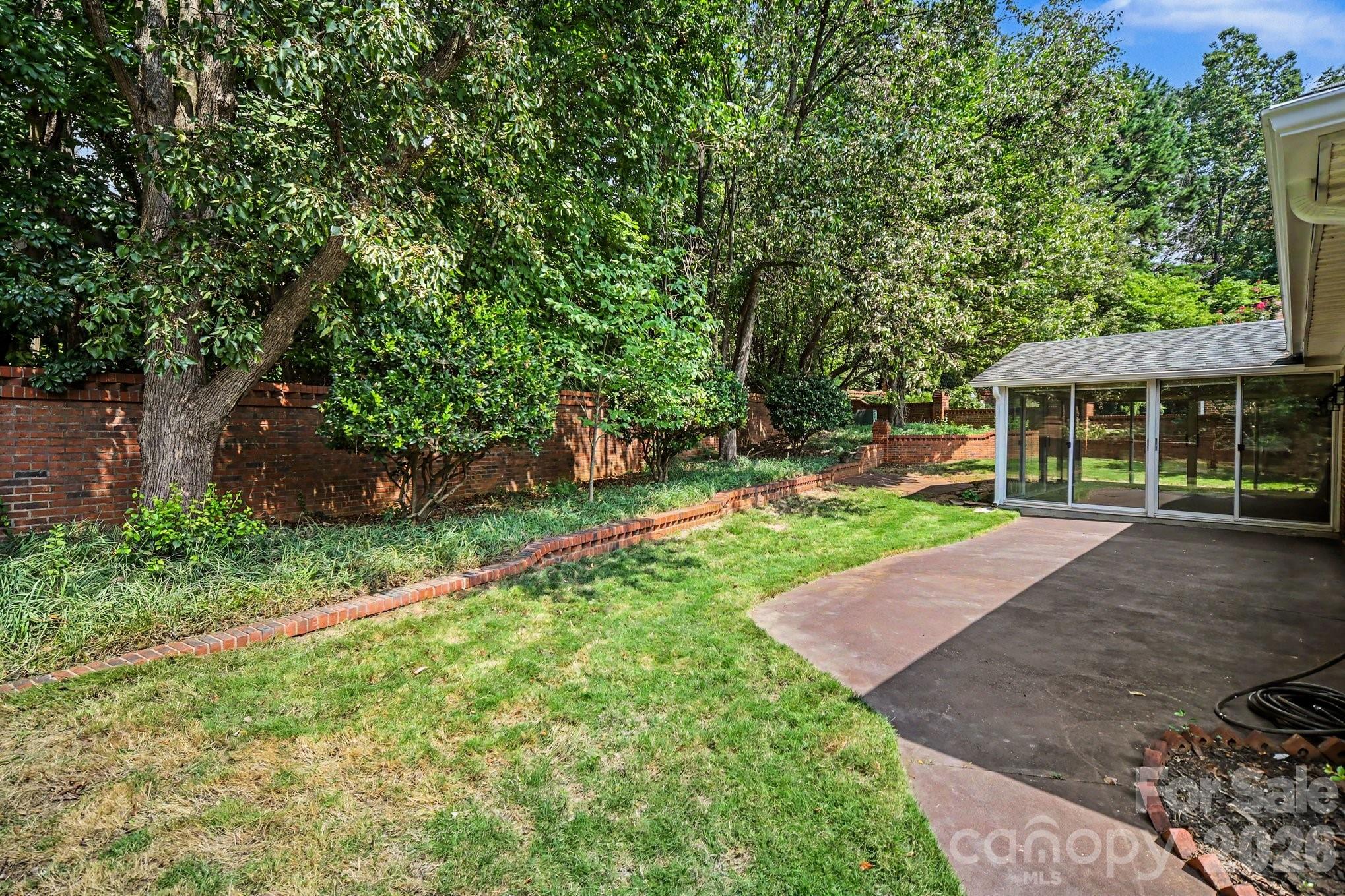 1912 Wexford Court Property Photo 45