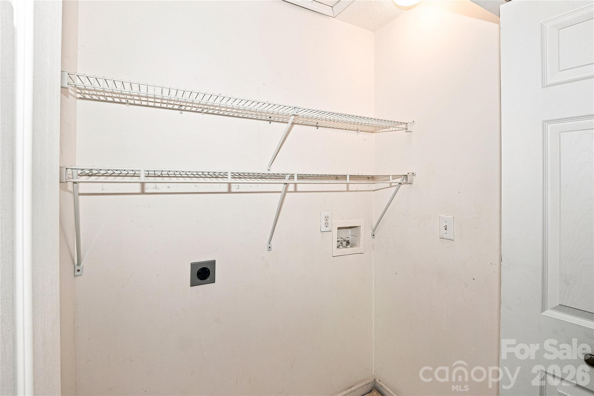 10728 Holly Ridge Boulevard Property Photo 7