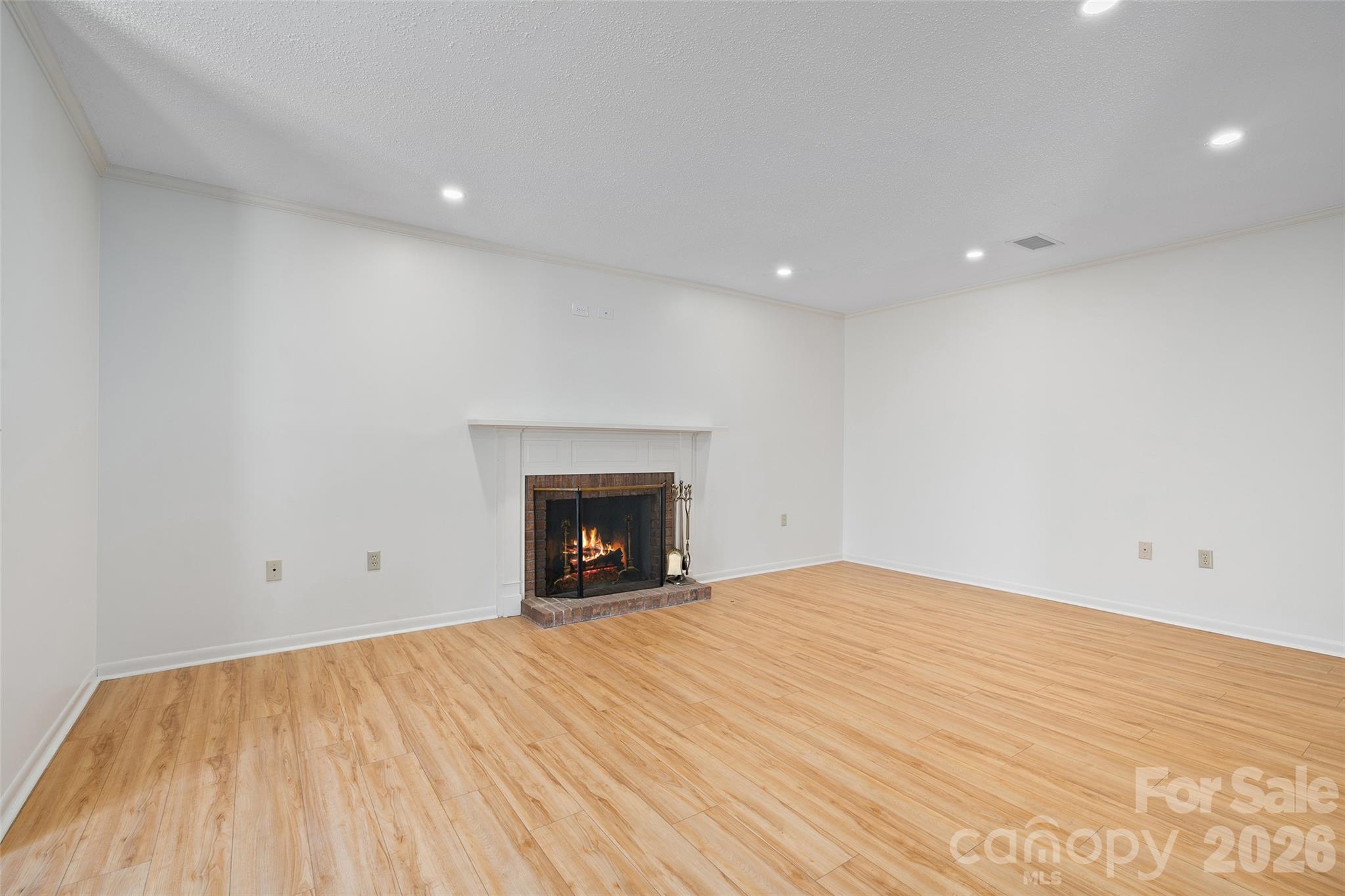 26 Lodge Lane Property Photo 7