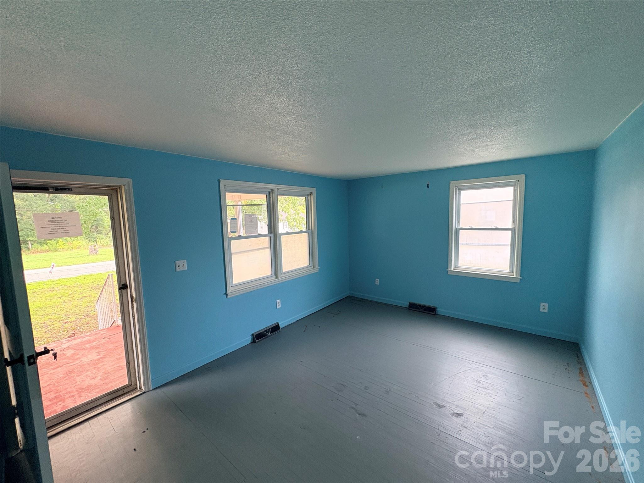 504 Brendale Drive Property Photo 5