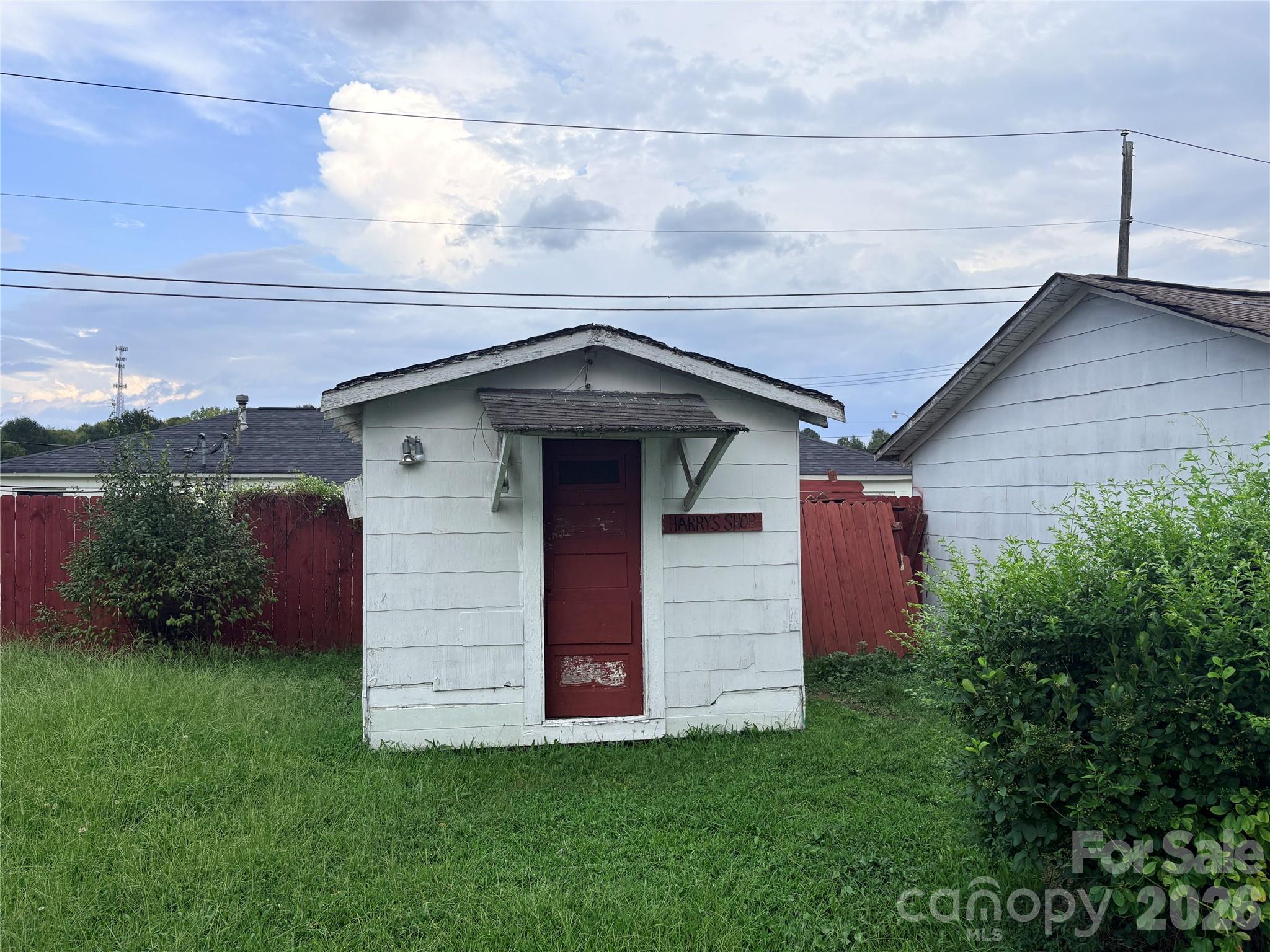 504 Brendale Drive Property Photo 16