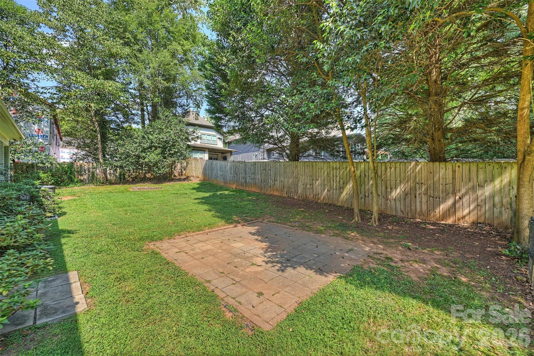1323 Carolyn Drive Property Photo 5