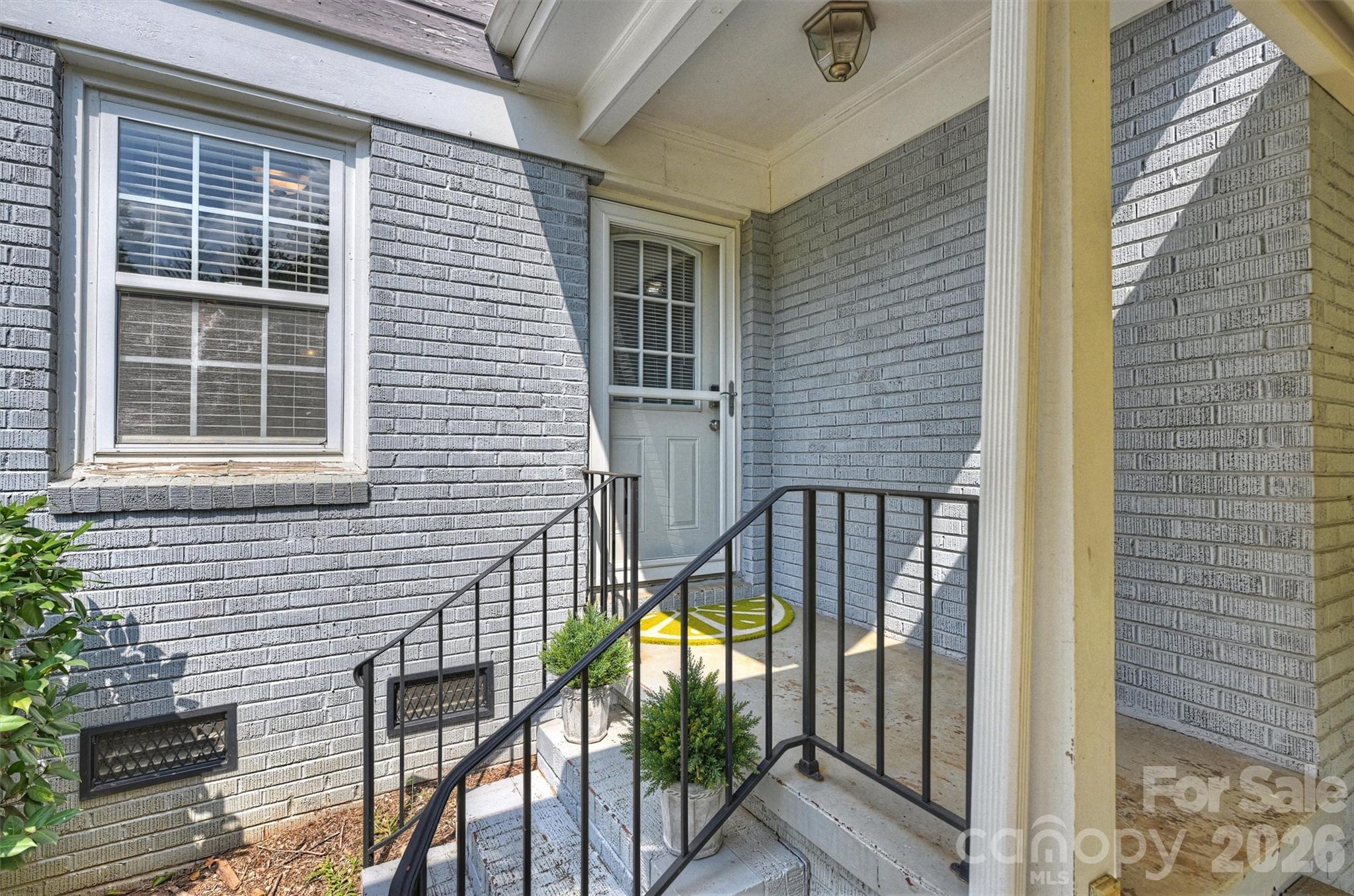 1323 Carolyn Drive Property Photo 7