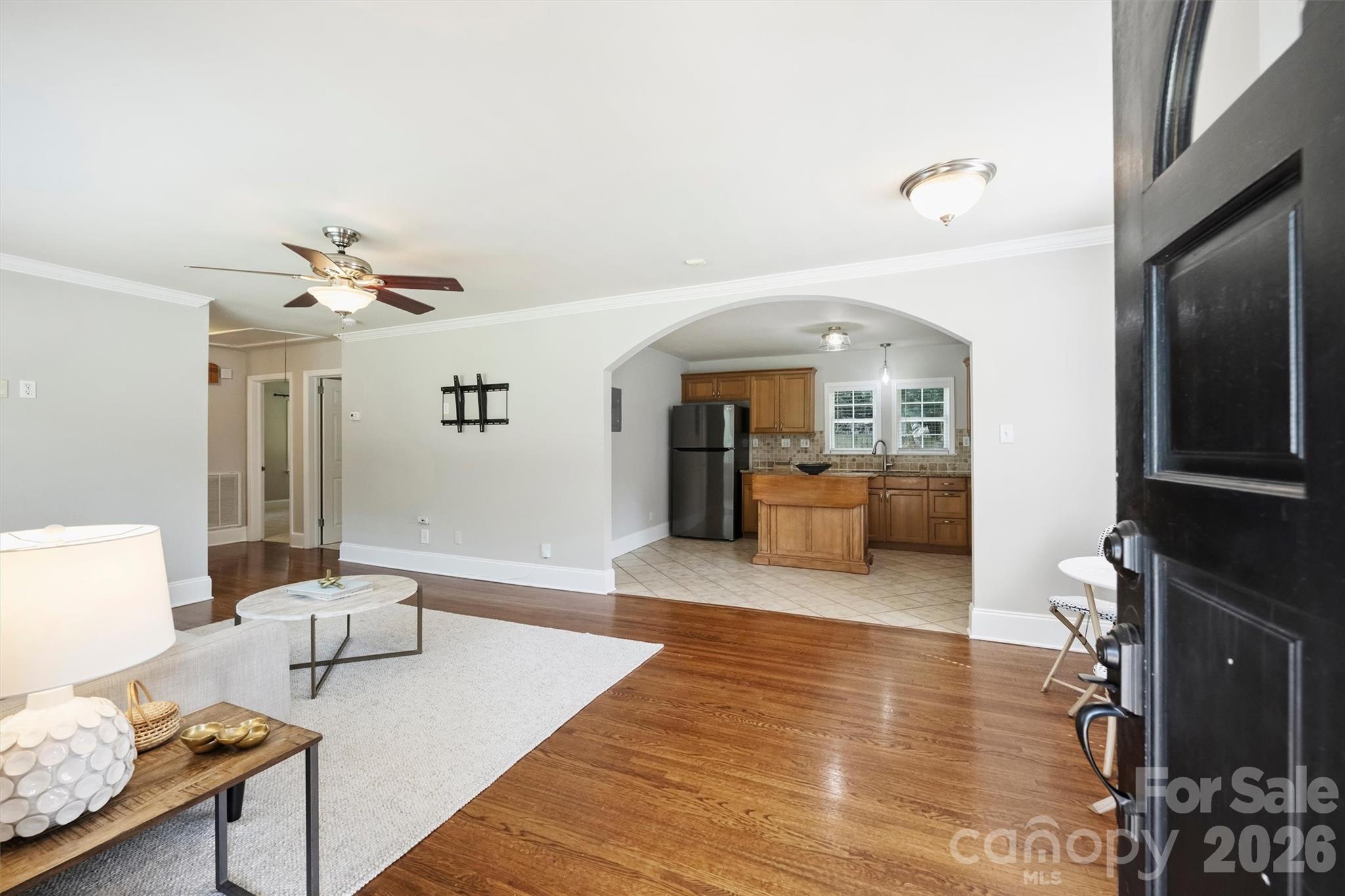 1323 Carolyn Drive Property Photo 8