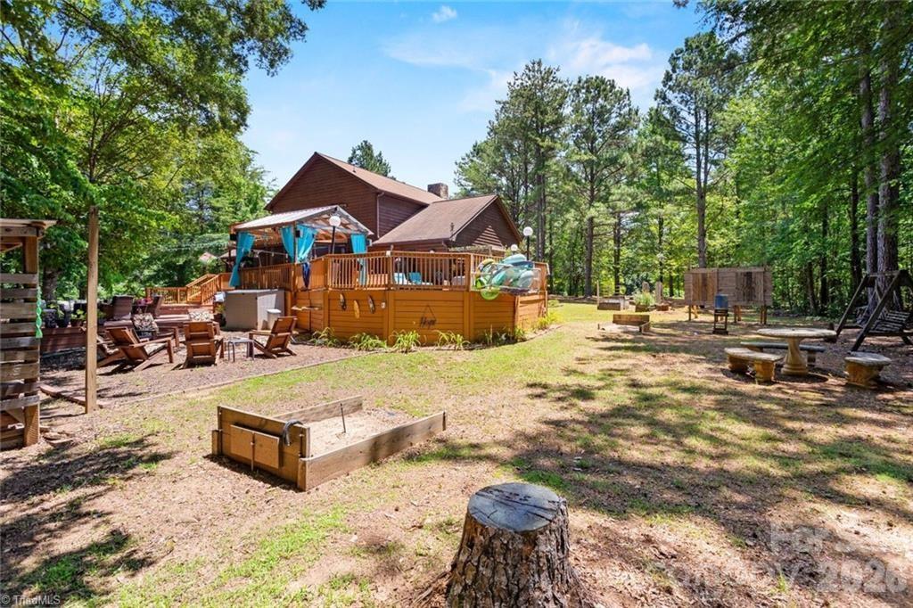 143 Mohegan Trail Property Photo 20