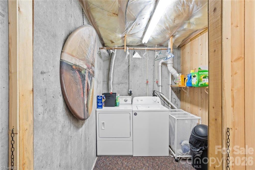 143 Mohegan Trail Property Photo 29