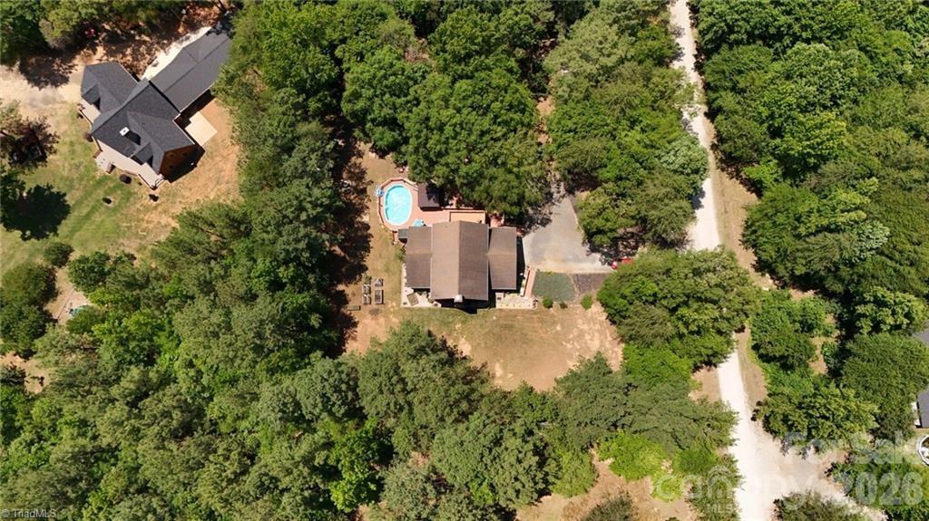 143 Mohegan Trail Property Photo 31