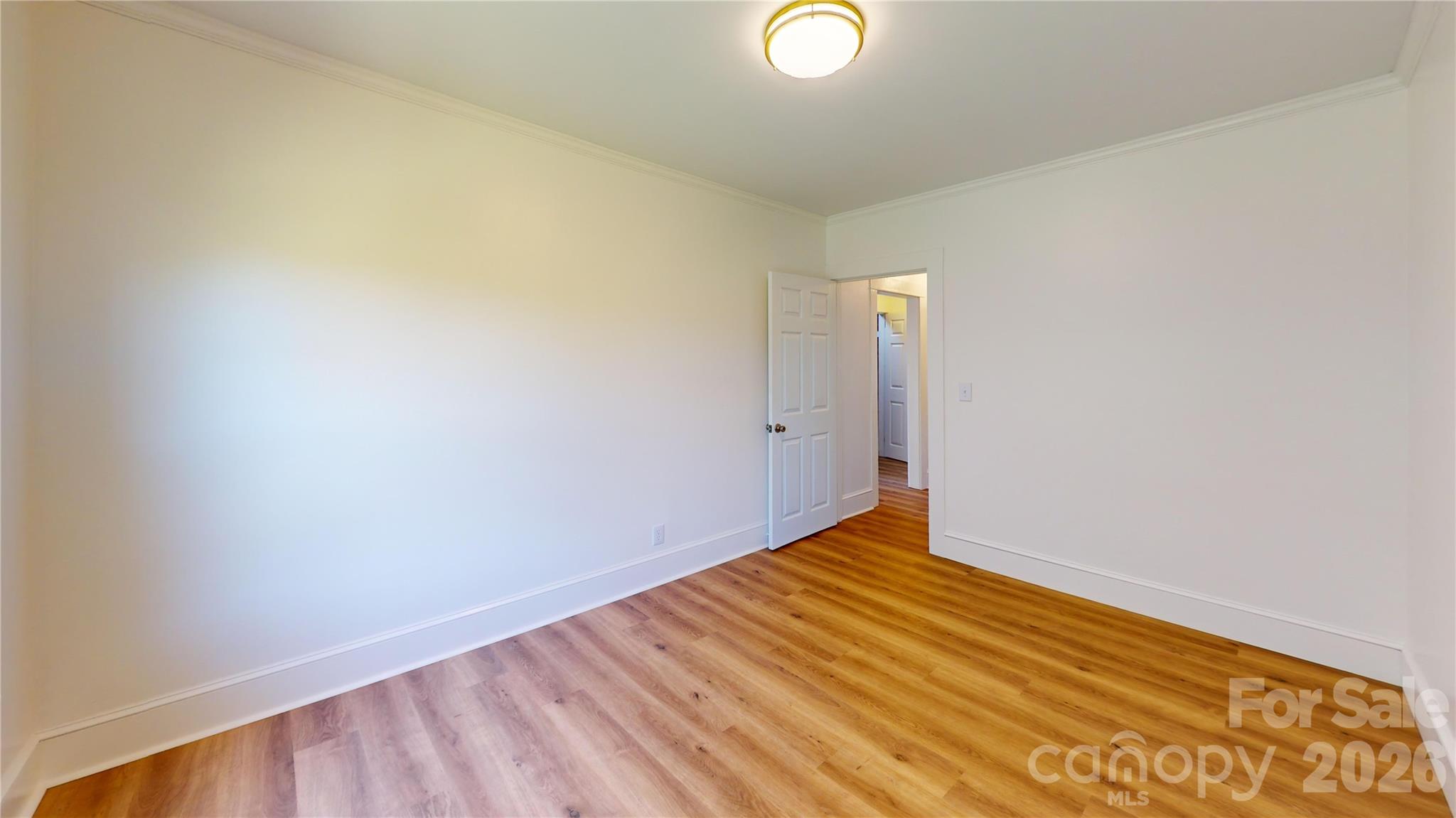 346 Park Avenue Property Photo 10