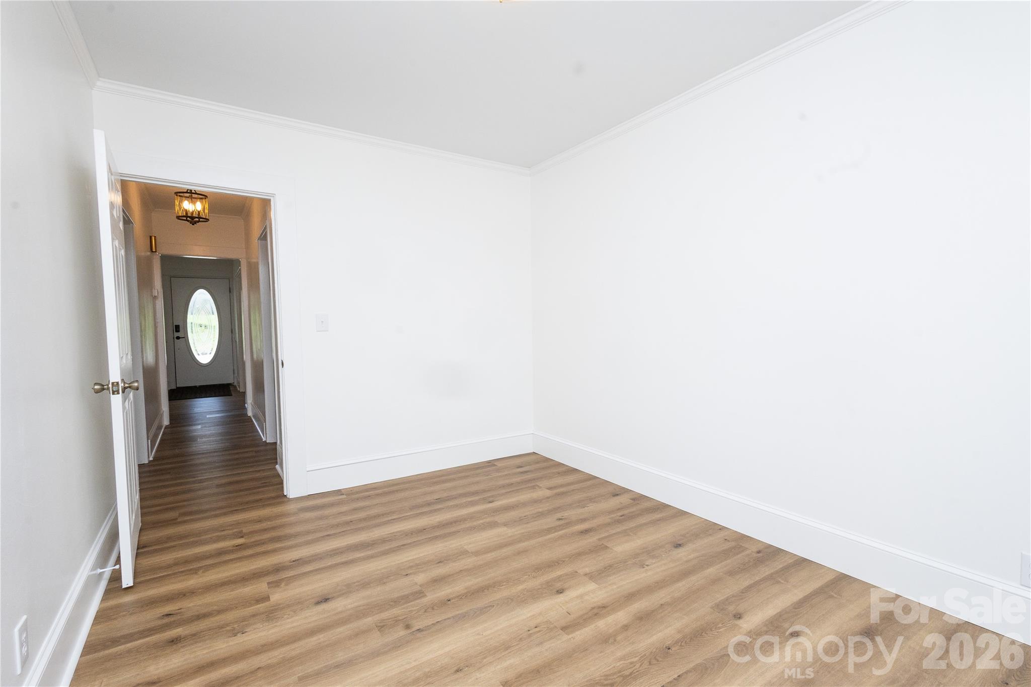 346 Park Avenue Property Photo 30