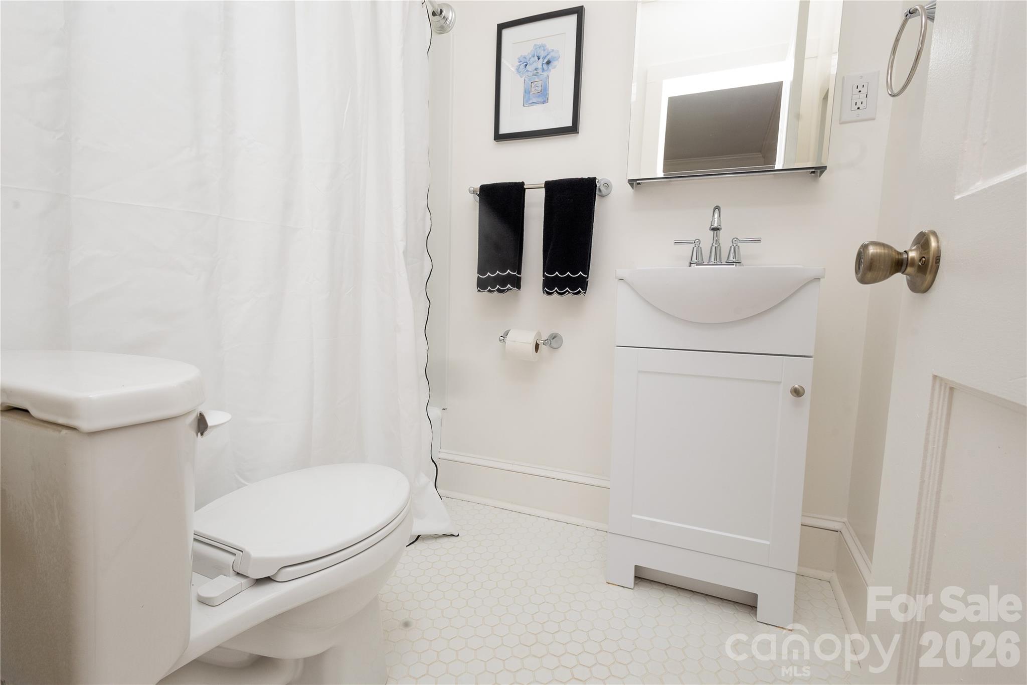 346 Park Avenue Property Photo 32